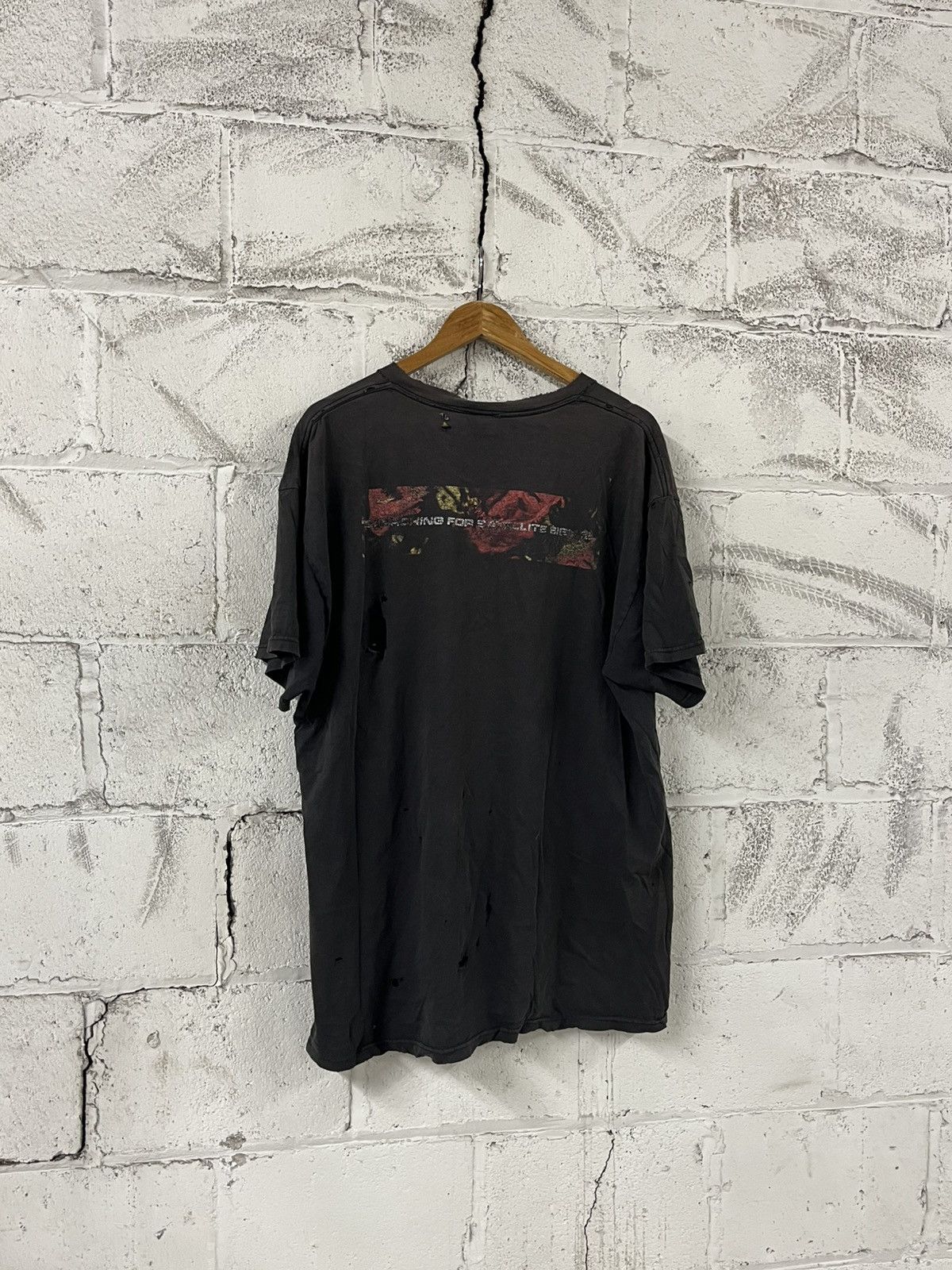 Band Tees System of a down rare thrashed 90s band tee grunge Size US XL / EU 56 / 4 - 8 Thumbnail