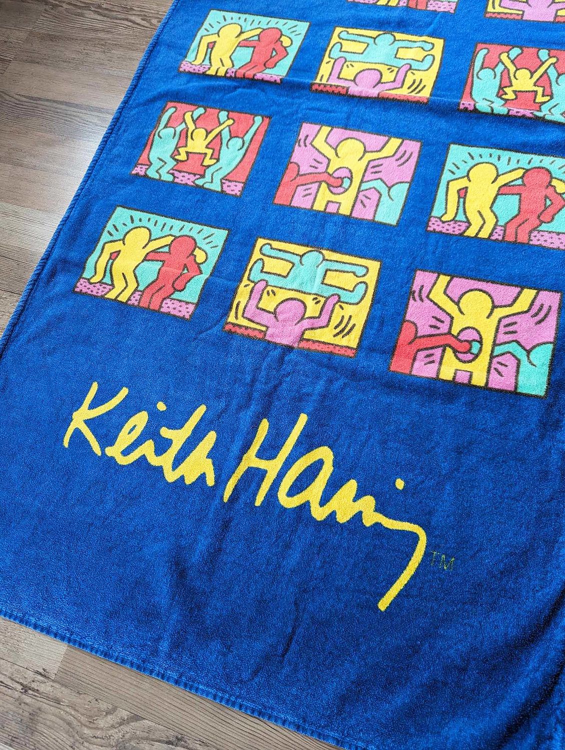 Keith Haring Vintage Keith Haring Licensed MMI NYC ART Beach / Gym Towel Size ONE SIZE - 2 Thumbnail