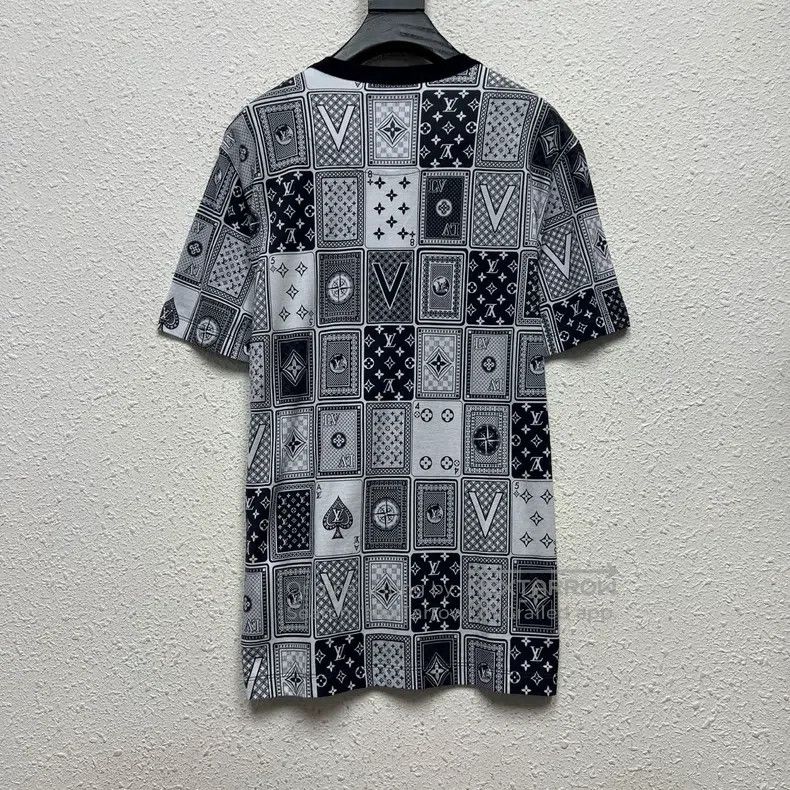 Louis Vuitton Louis Vuitton Navy blue poker presbyopic short sleeve Size US M / EU 48-50 / 2 - 2 Thumbnail