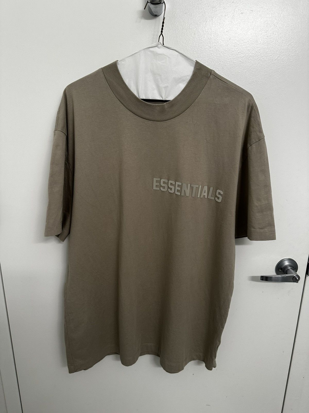 Essentials Fear of God Essentials Tee Smoke Size US XL / EU 56 / 4 - 1 Thumbnail