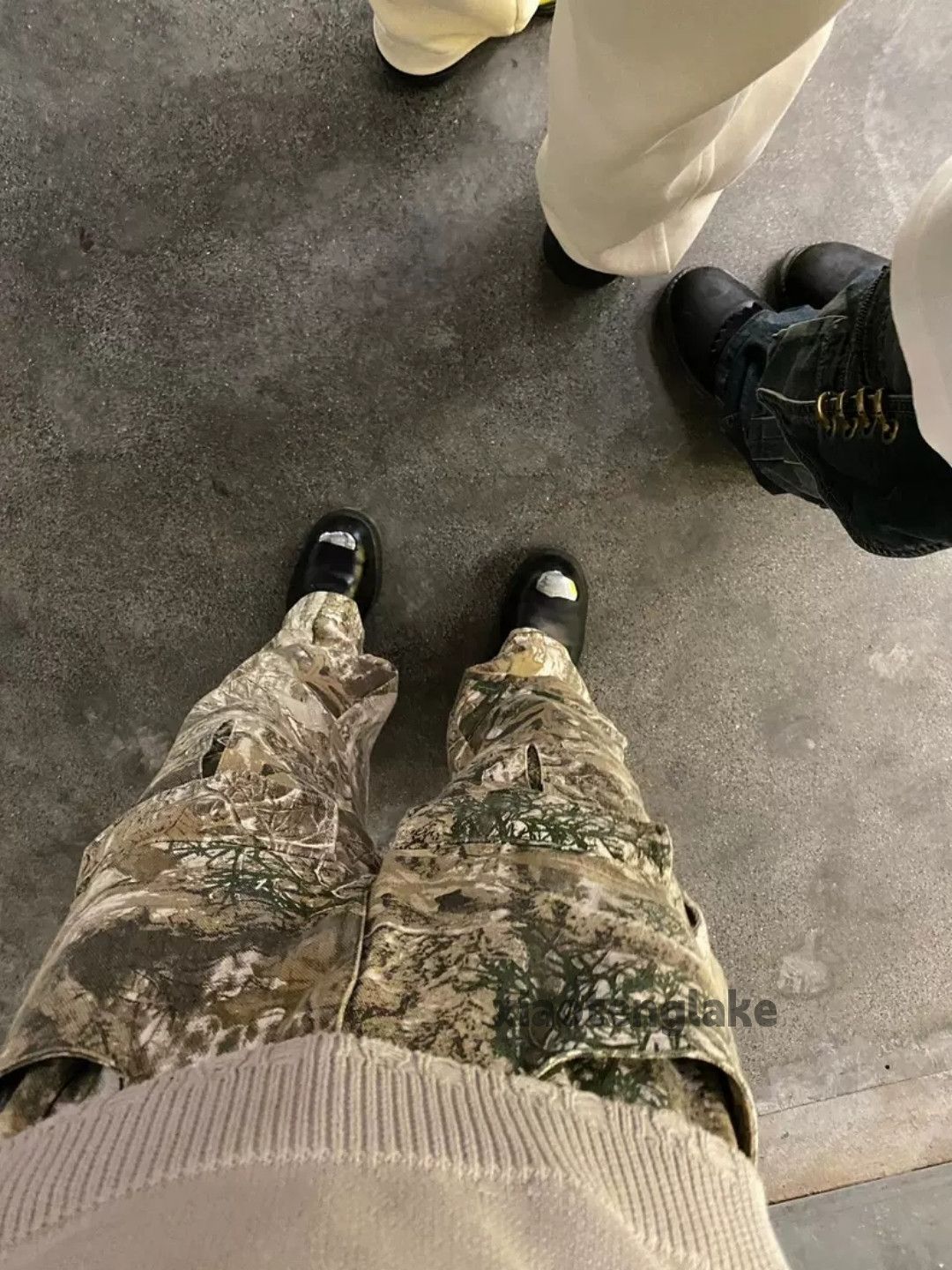 Designer × Japanese Brand × Vintage Utility tree pattern loose baggy camo outdoor cargo pants Size US 36 / EU 52 - 7 Thumbnail