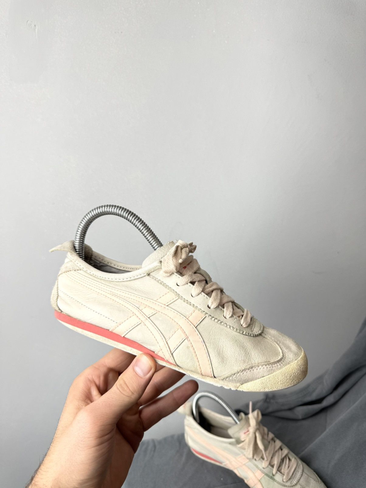 Asics Rare! Vintage ASICS Onitsuka Tiger Low Top Sneakers Asics Size US 7 / IT 37 - 4 Thumbnail