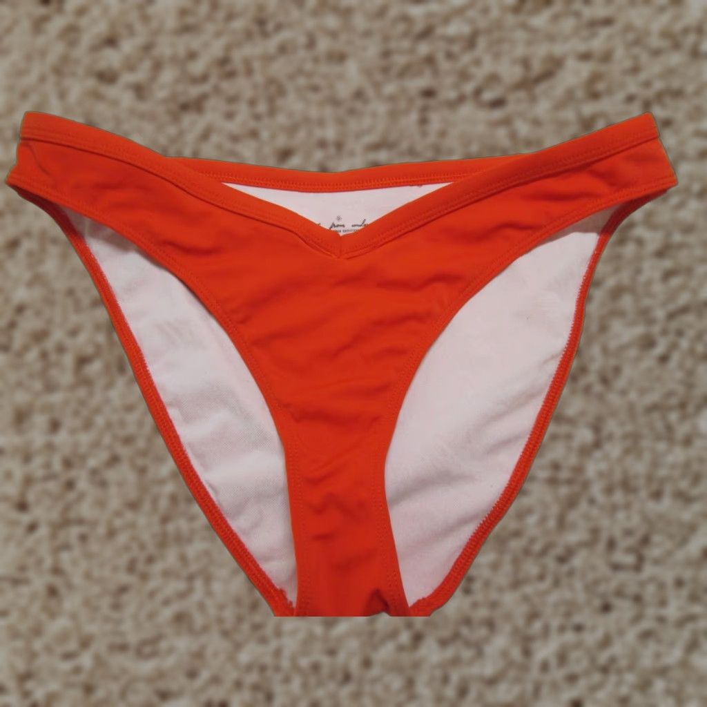 Vintage Out From Under Womens Size S Red Cheeky Bikini Bottom Swimwear Beachwear Solid Pattern Size 28" / US 6 / IT 42 - 1 Thumbnail