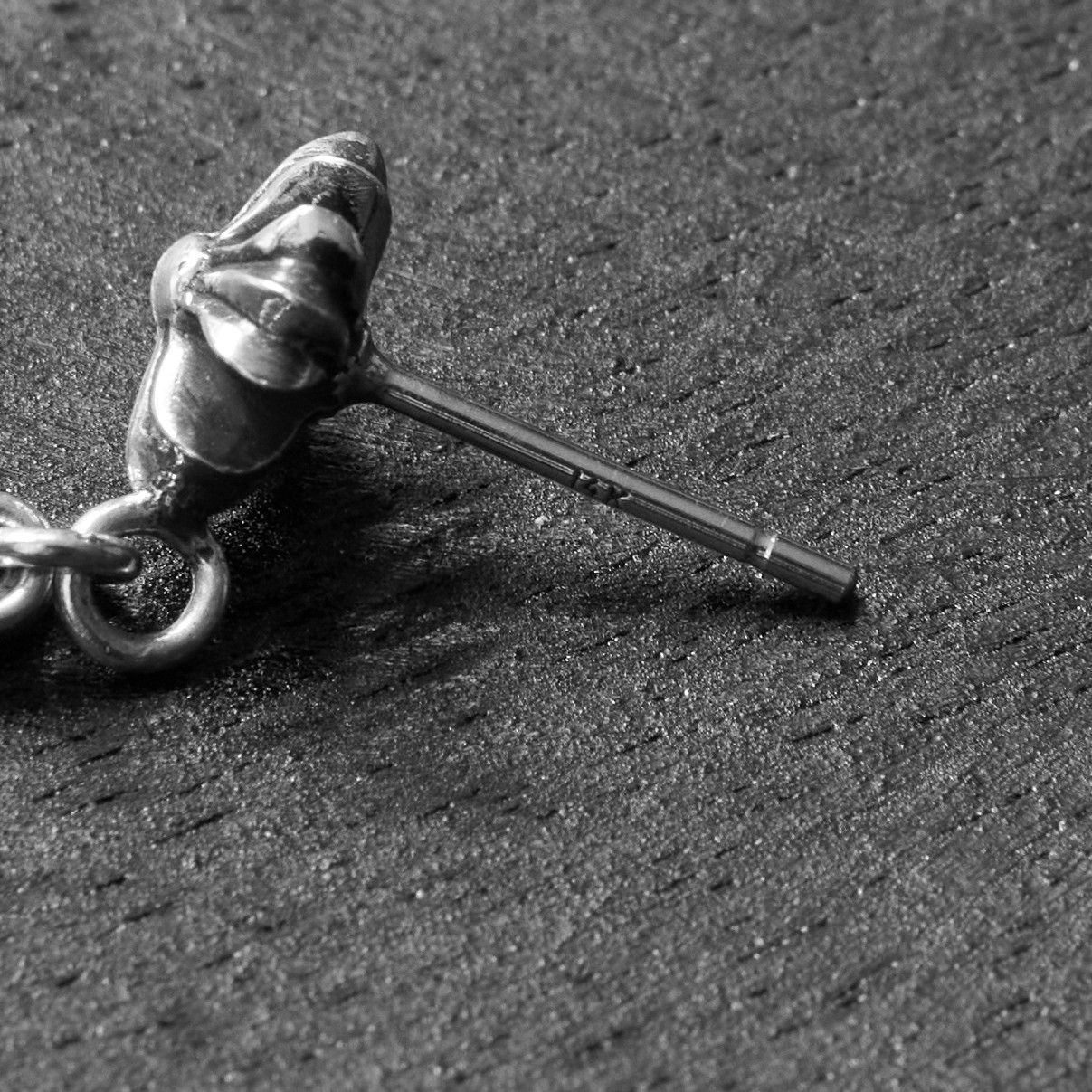 Chrome Hearts CHROME HEARTS JOJO PST PLS BS STAR L CROSS FUSTER EARRINGS Size ONE SIZE - 5 Thumbnail