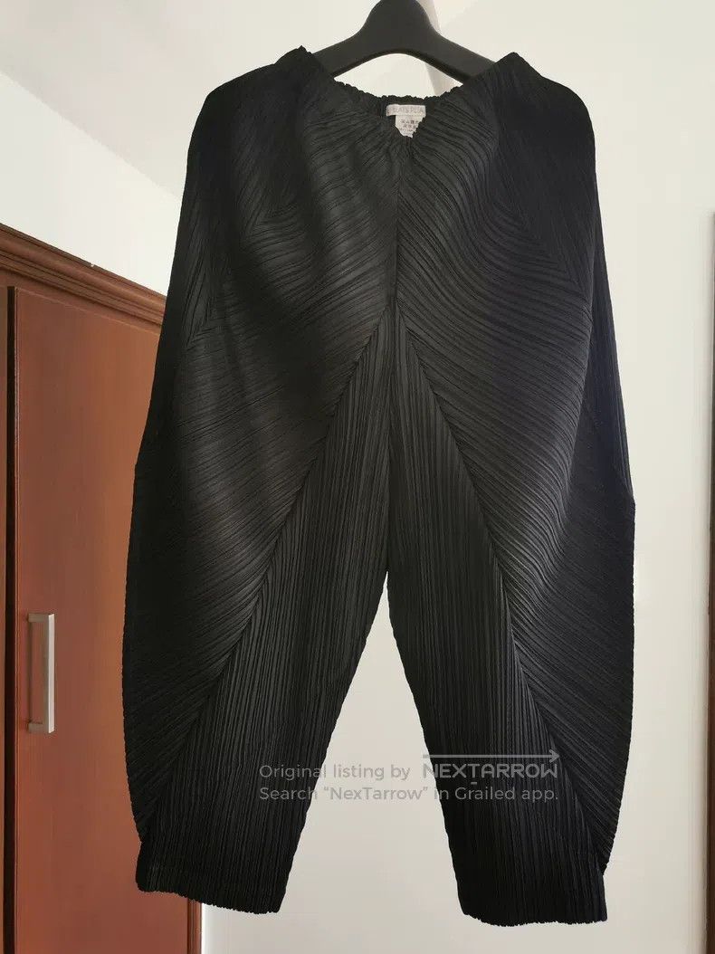 Issey Miyake size:1 Black Asymmetric Pants