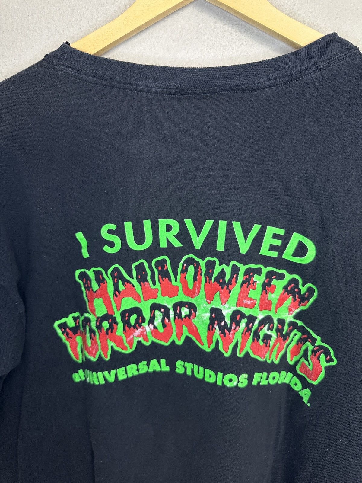 Universal Studios × Vintage Universal Studios HHN OG T shirt Size US XL / EU 56 / 4 - 6 Thumbnail