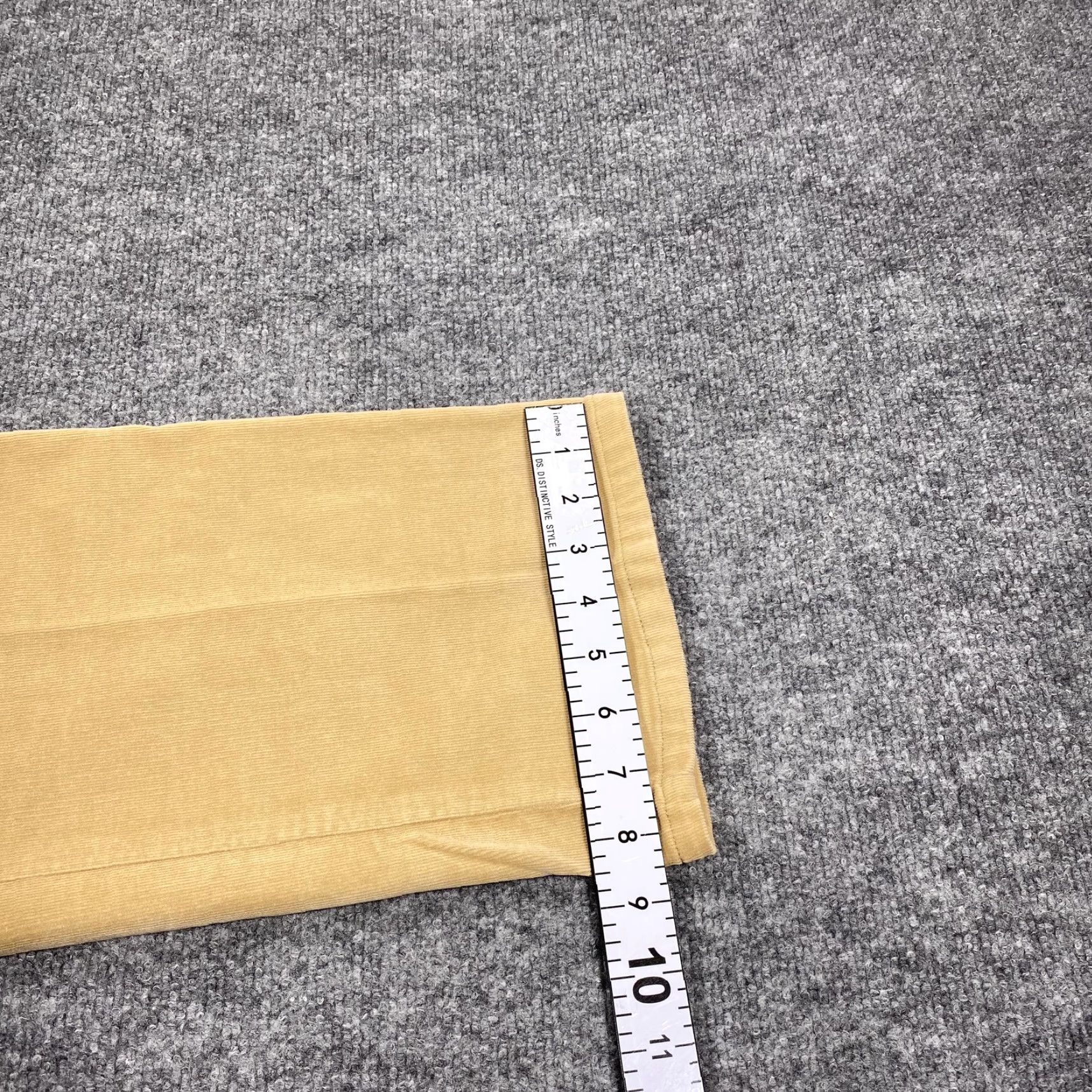 Vintage Style&co. Jeans Womens 12 Beige Corduroy Straight Relaxed 31x32 5-Pocket Stretch Size 34" / US 12 / IT 48 - 7 Thumbnail