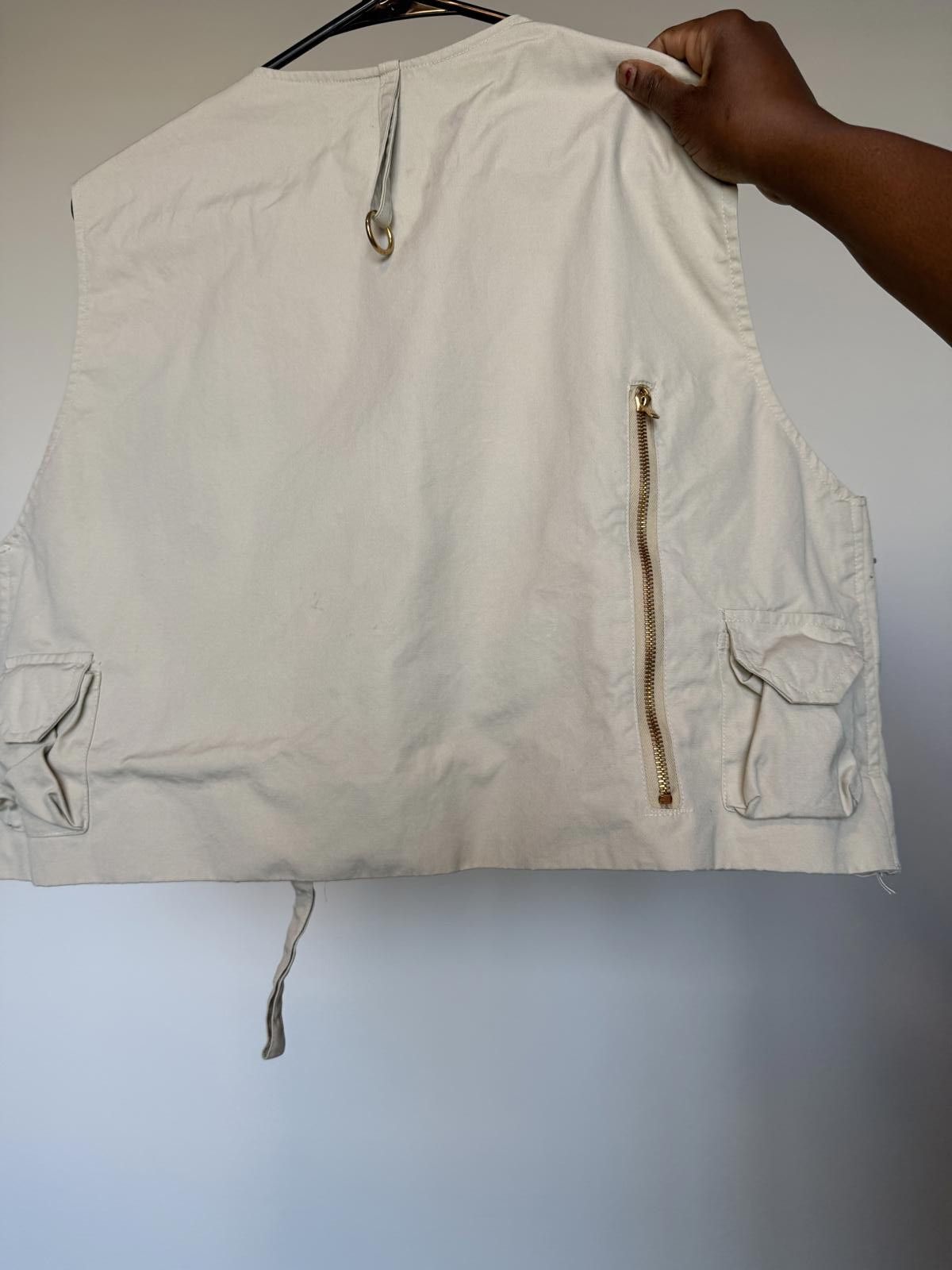 Designer Vintage Hunting Tactical boxy Crop Khaki Vest 14 Pockets Size US L / EU 52-54 / 3 - 3 Thumbnail