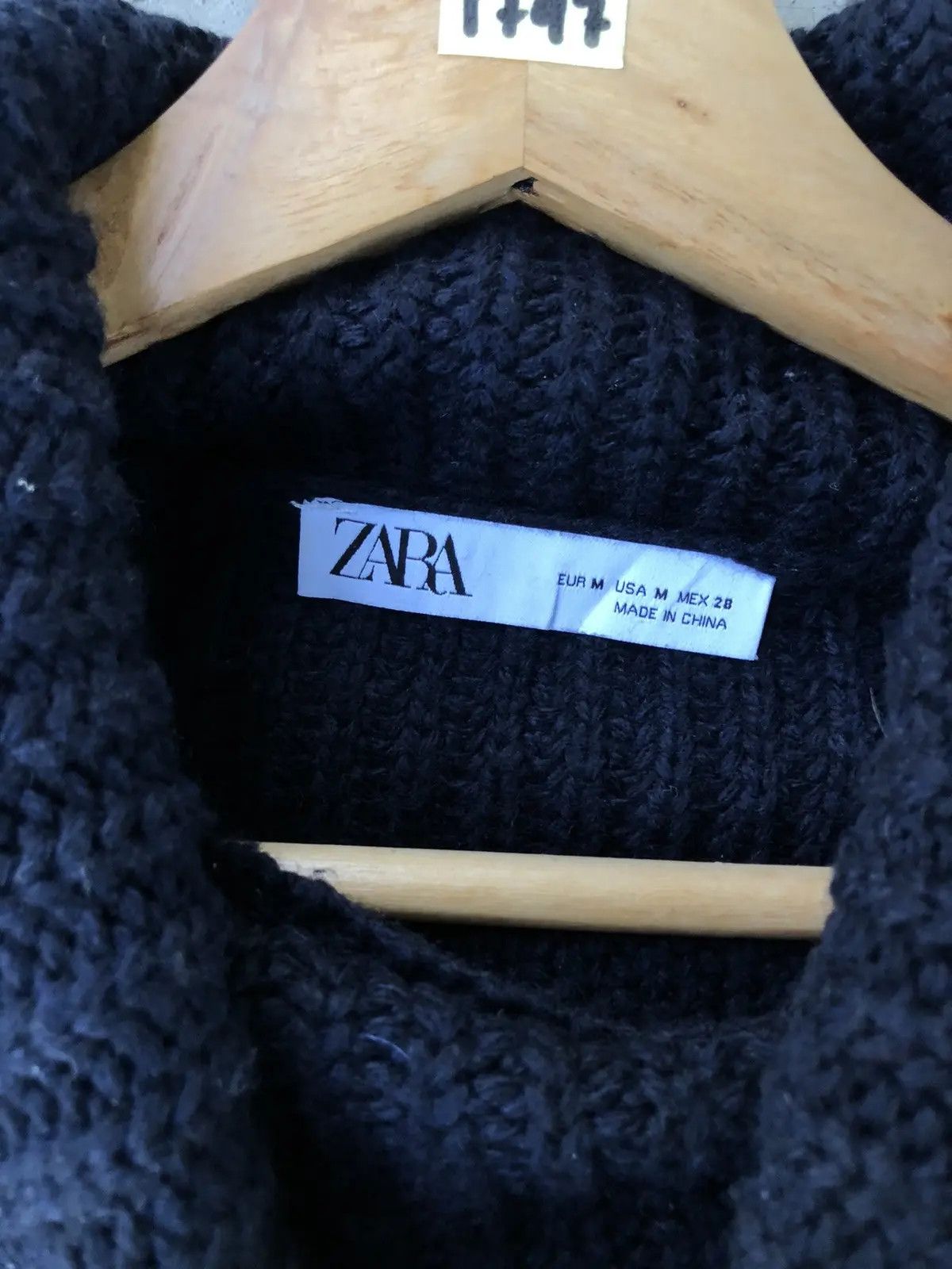Aran Isles Knitwear × Designer ZARA Turtle Neck Crop Top Baggie Knitted Sweate Size US XXL / EU 58 / 5 - 7 Thumbnail