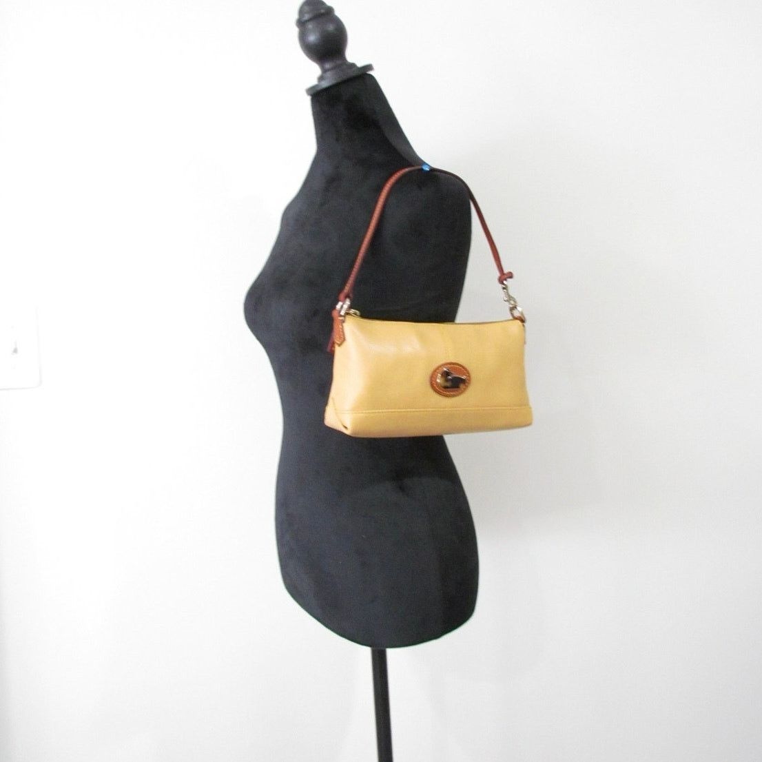 Dooney & Bourke Dooney & Bourke Yellow Leather Bag Size ONE SIZE - 5 Thumbnail