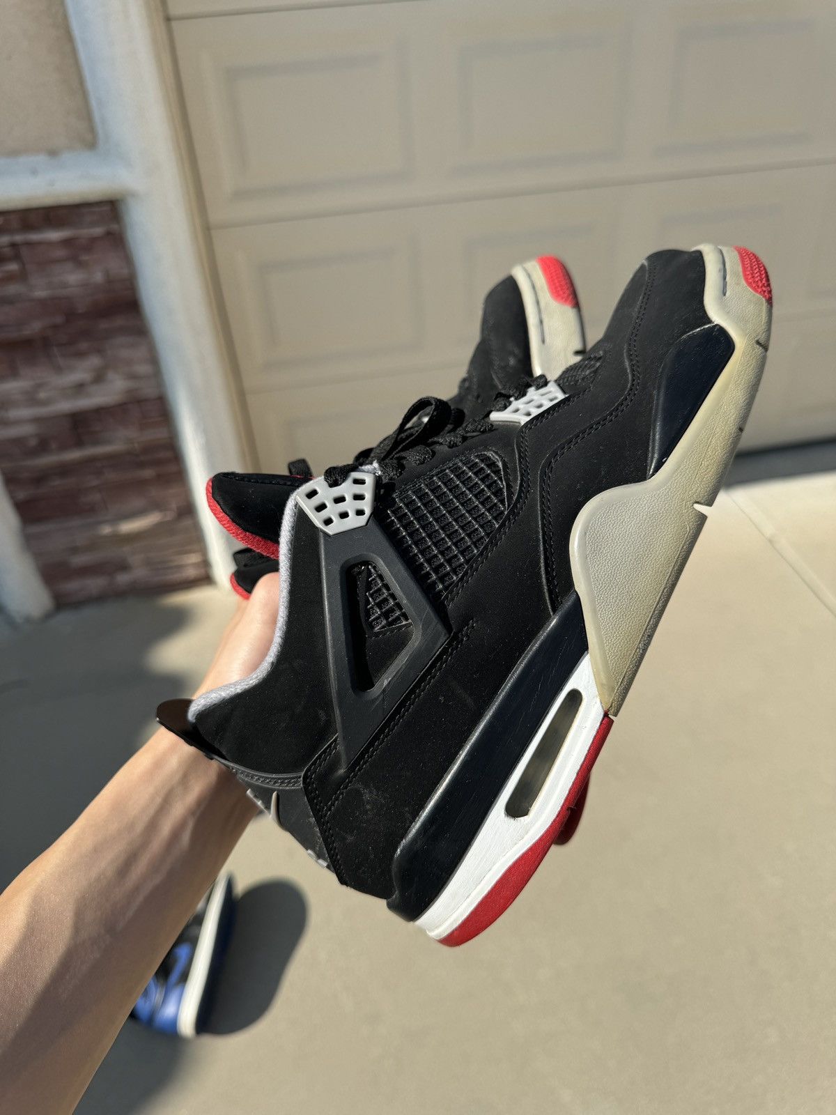 Jordan Brand 2019 Jordan 4 retro OG bred Size US 9.5 / EU 42-43 - 3 Thumbnail