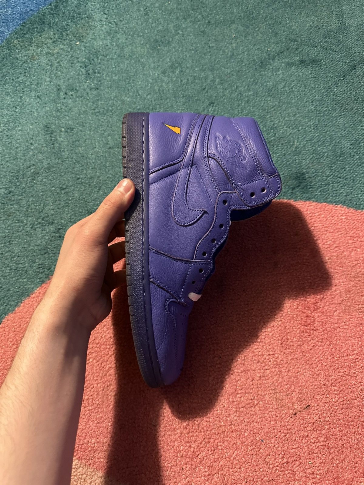 Gatorade × Jordan Brand Air Jordan 1 Retro High Gatorade Rush Violet Size US 11.5 / EU 44-45 - 4 Thumbnail