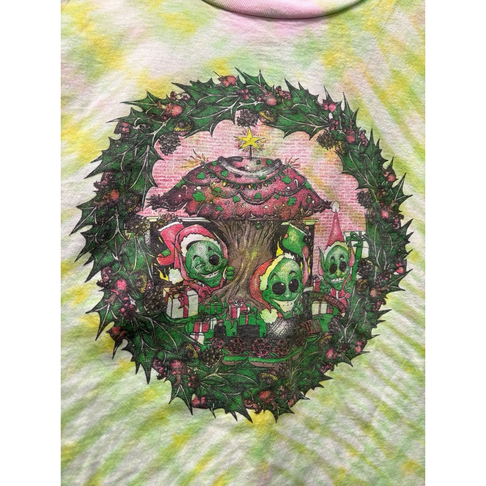 Band Tees × Vintage Vintage Weed Goblin Elves Shirt Tie Dye Shirt XL Christmas Size US XL / EU 56 / 4 - 1 Thumbnail