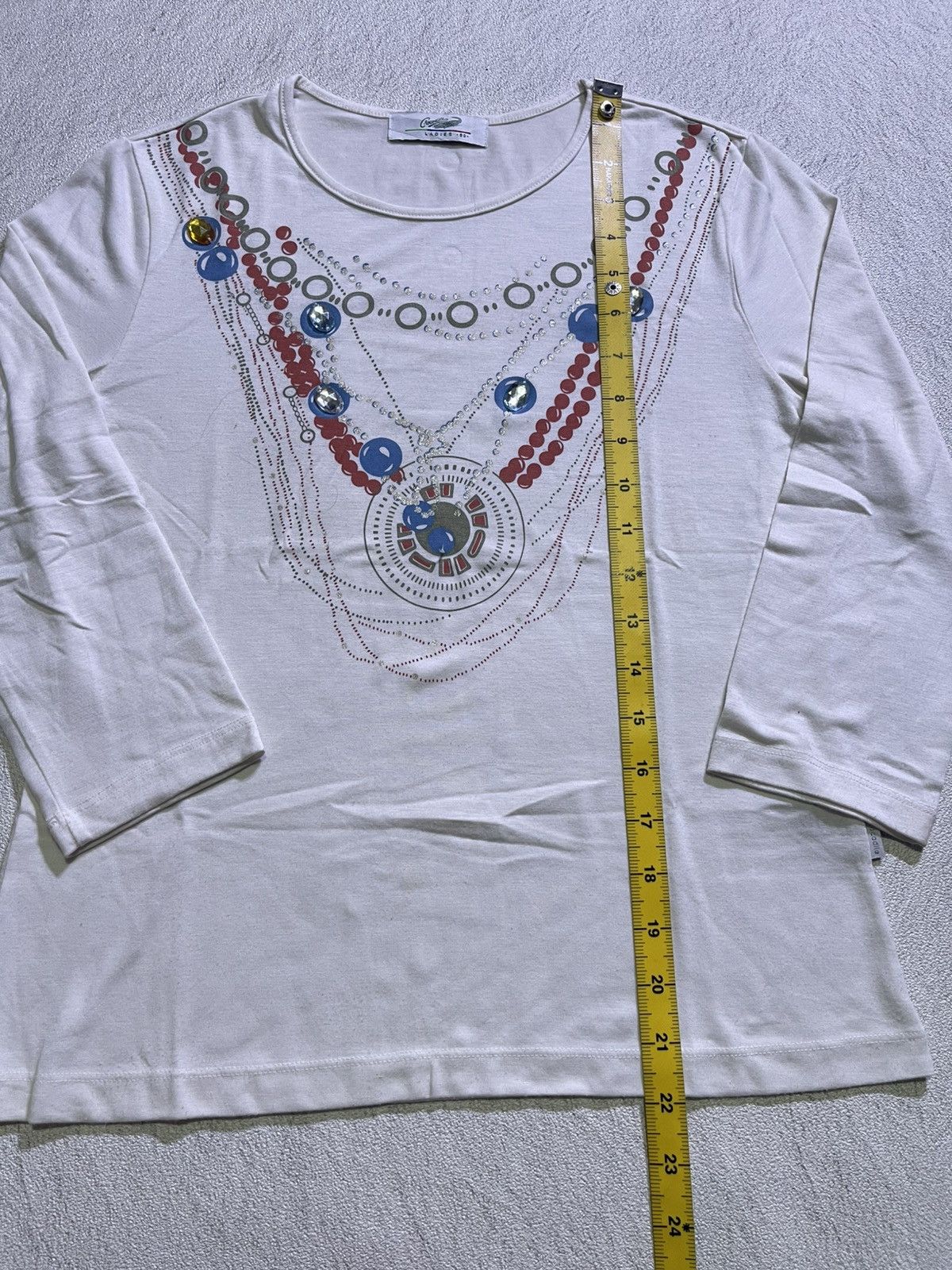 Japanese Brand Y2K crocodile long sleeve t-shirt with necklace motif Size US M / EU 48-50 / 2 - 7 Thumbnail