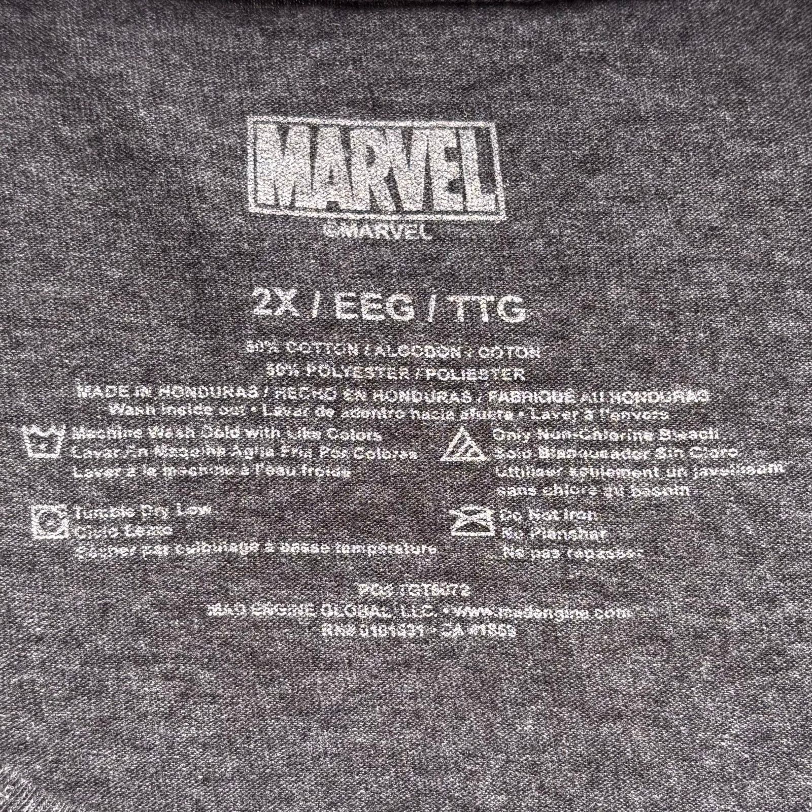 Marvel Comics Marvel Captain America Gray T-shirt Distressed Shield 2X Size US XXL / EU 58 / 5 - 8 Thumbnail
