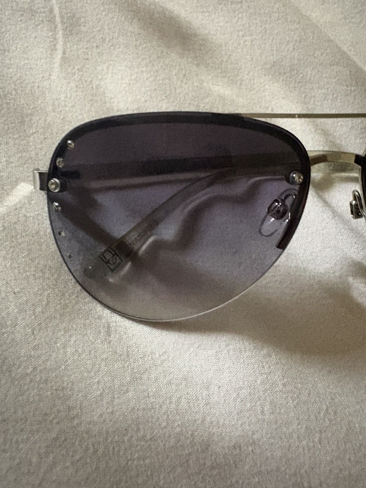 Other Women’s Diamond Stud Silver Metal Aviator Sunglasses Size ONE SIZE - 6 Thumbnail