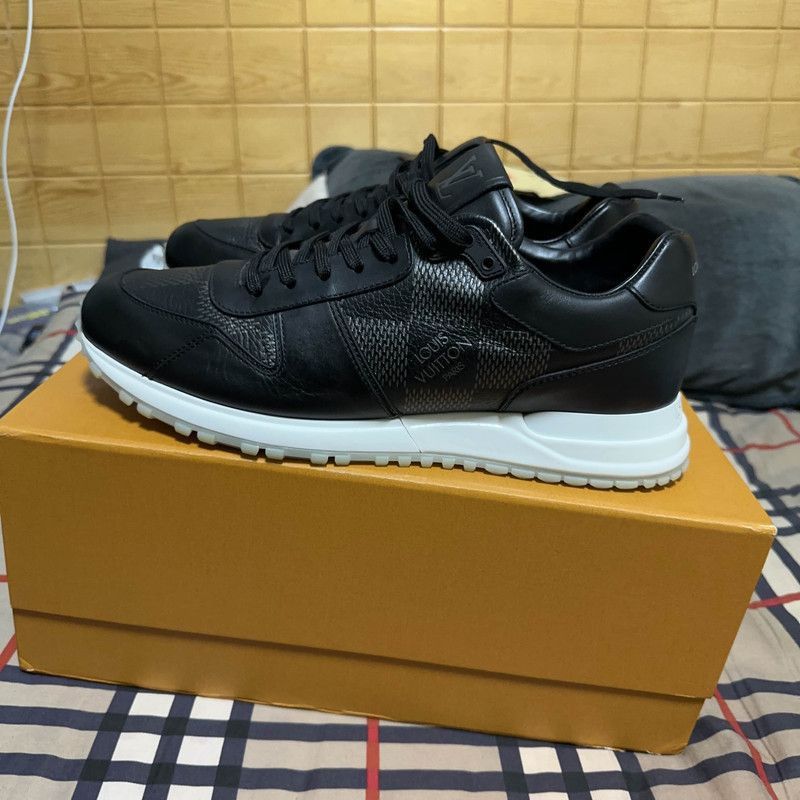 Louis Vuitton Louis Vuitton Run Away Low Top Sneakers 0079 Size US 9.5 / IT 39.5 - 9 Thumbnail