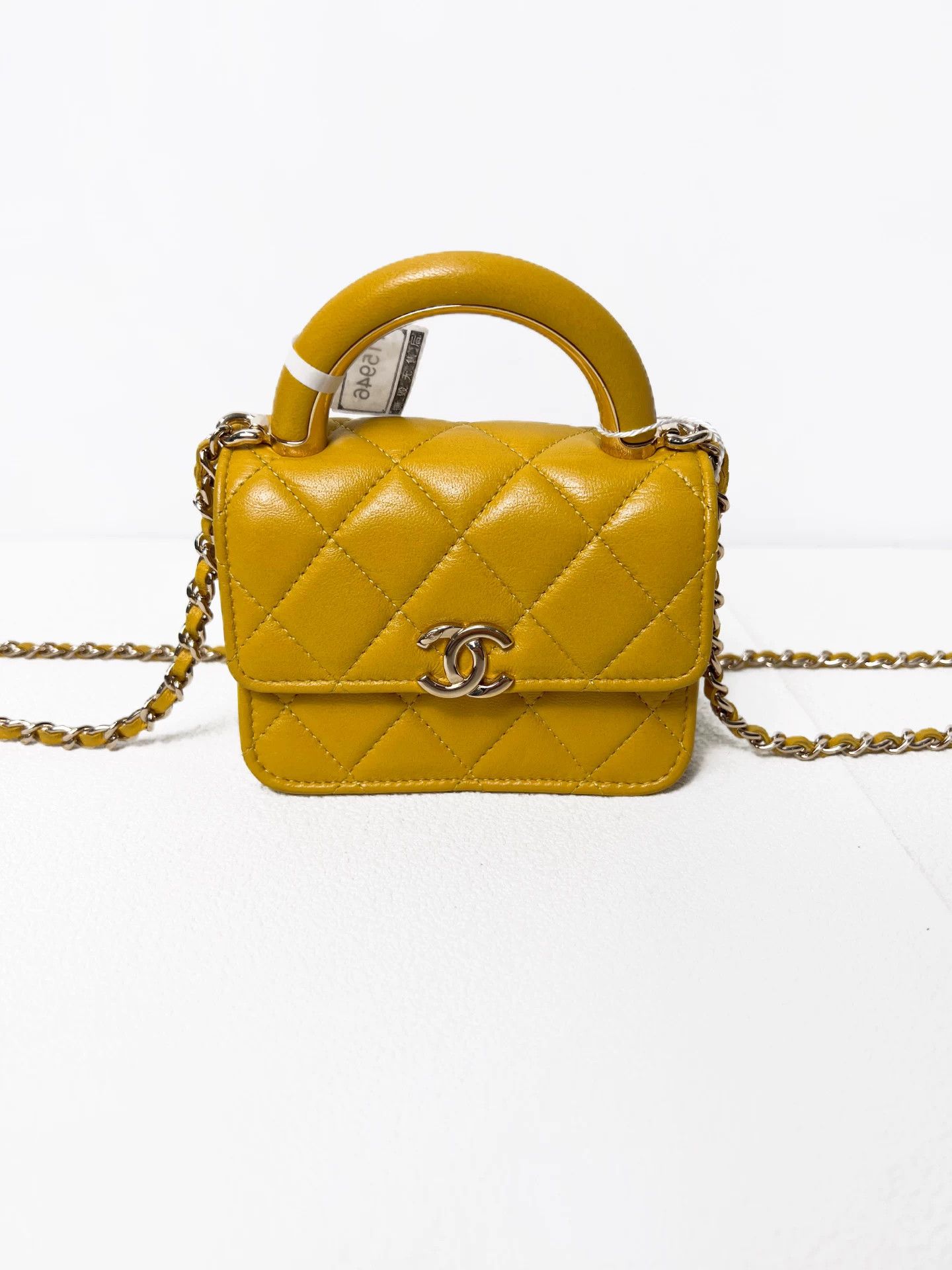 Chanel Pre-loved Bag Very good condition Size ONE SIZE - 1 Thumbnail