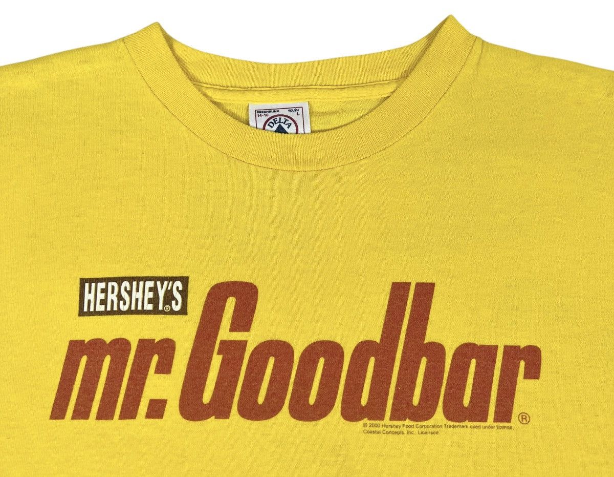 Other × Vintage Vintage Distressed Hersheys Mr Goodbar Promo Tee Size US S / EU 44-46 / 1 - 2 Thumbnail