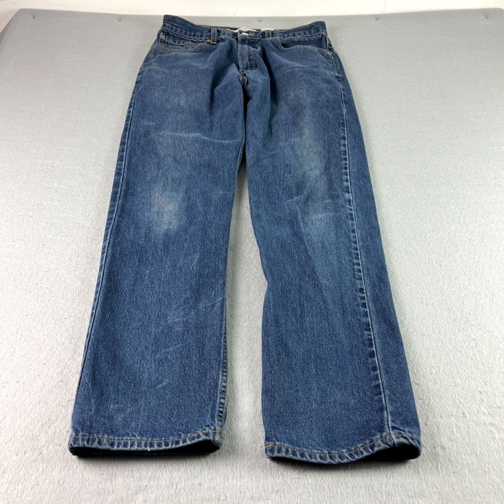 Levi's VINTAGE Levi's Jeans Mens 34x32 32x31 Blue 505 Straight Leg Medium Wash Y2K Denim Regular Size US 34 / EU 50 - 2 Thumbnail