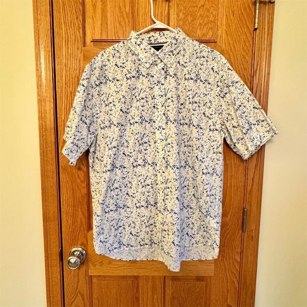 Tommy Hilfiger Tommy Hilfiger Men's 2XL Floral Short-Sleeve Button Up Shir Size US XXL / EU 58 / 5 - 1 Thumbnail