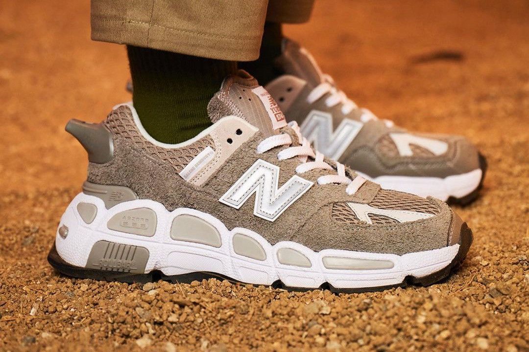 New Balance × Salehe Bembury New Balance Salehe Bembury 574 Yurt Shark Skin Size US 7.5 / EU 40-41 - 2 Thumbnail