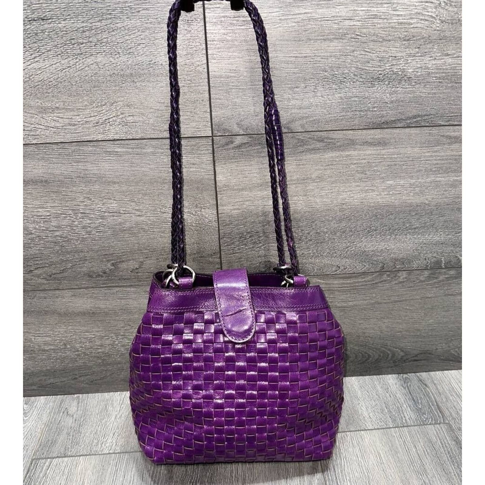 Patricia Nash Patricia Nash Discovery Bucket Bag Plum Jam shoulder B000584 Size ONE SIZE - 1 Thumbnail