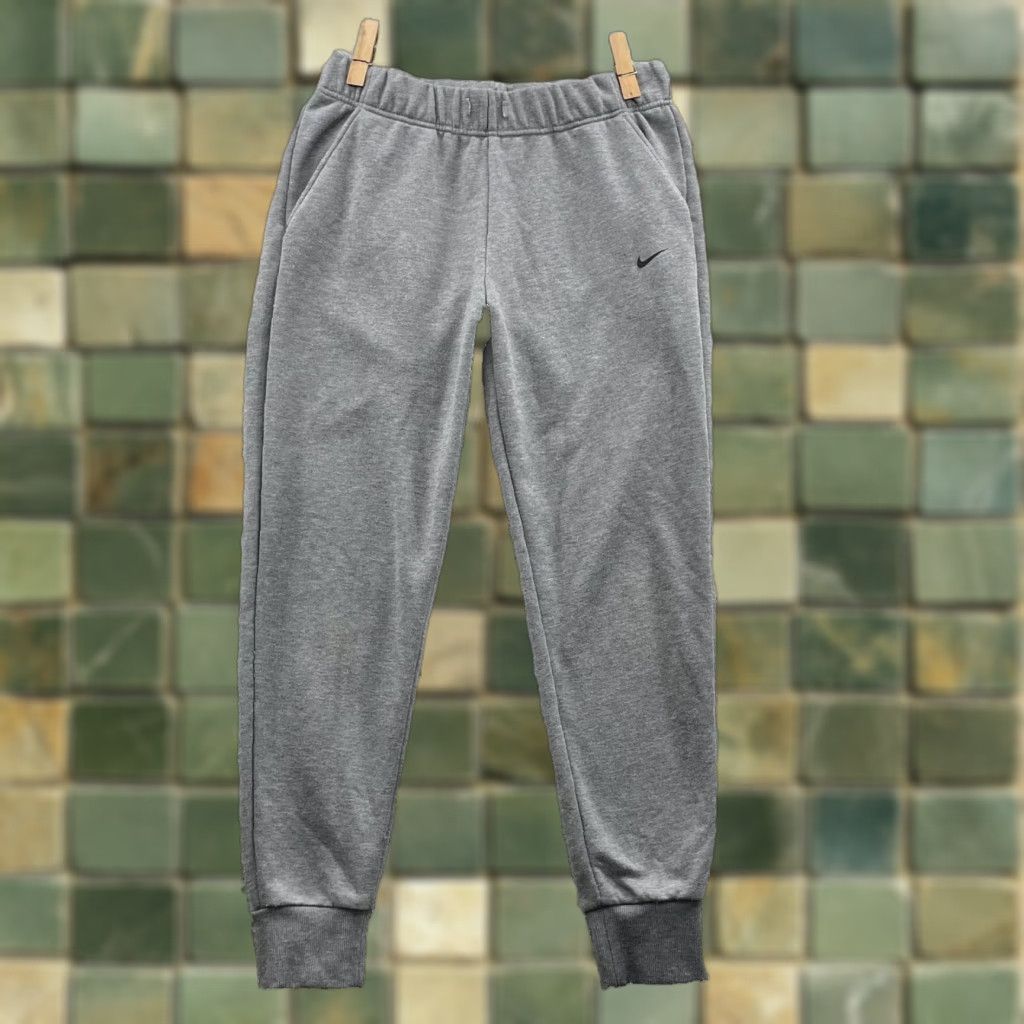 Nike VINTAGE Nike Fleece Jogers Women's Small Gray Pants Training Running Sportswear Running Size 28" / US 6 / IT 42 - 1 Thumbnail