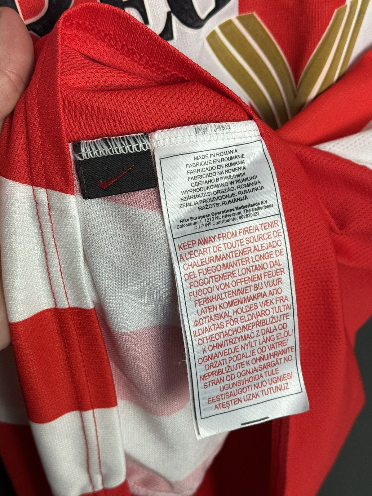 Nike Sunderland 02/04 Home Football Jersey Size US S / EU 44-46 / 1 - 11 Thumbnail