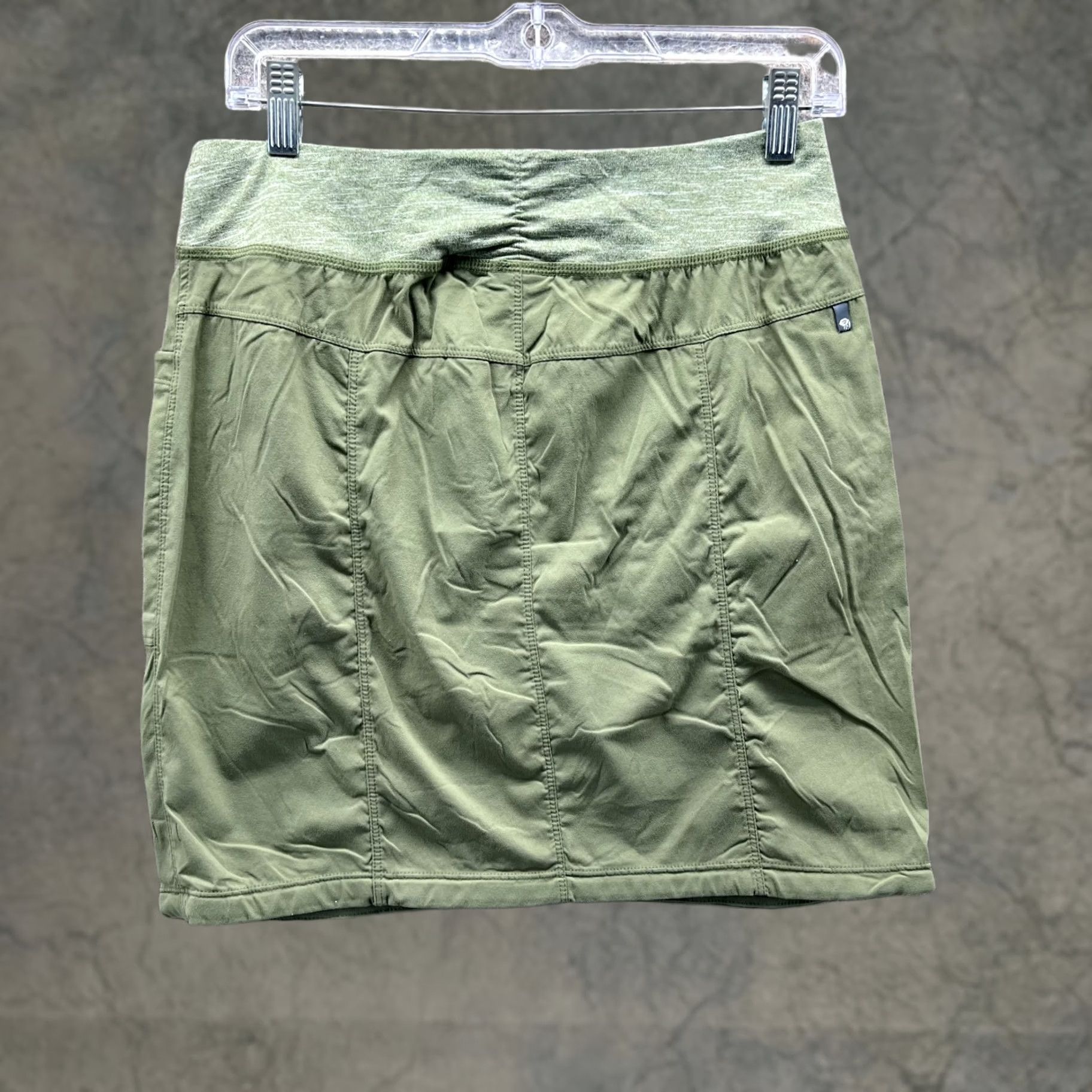 Mountain Hardwear Mountain Hardwear Skirt Womens Small Green Stretch Hiking Outdoor Nylon Activewear Skirt Womens Small Green Outdoor Hiking - Size 28" / US 6 / IT 42 - 1 Thumbnail