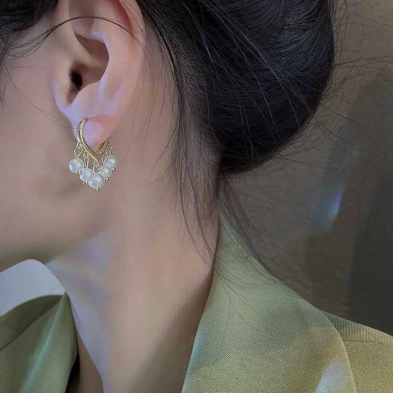 Other Elegant White Pearl Tassel Dangle Drop Earrings for Women Size ONE SIZE - 4 Thumbnail