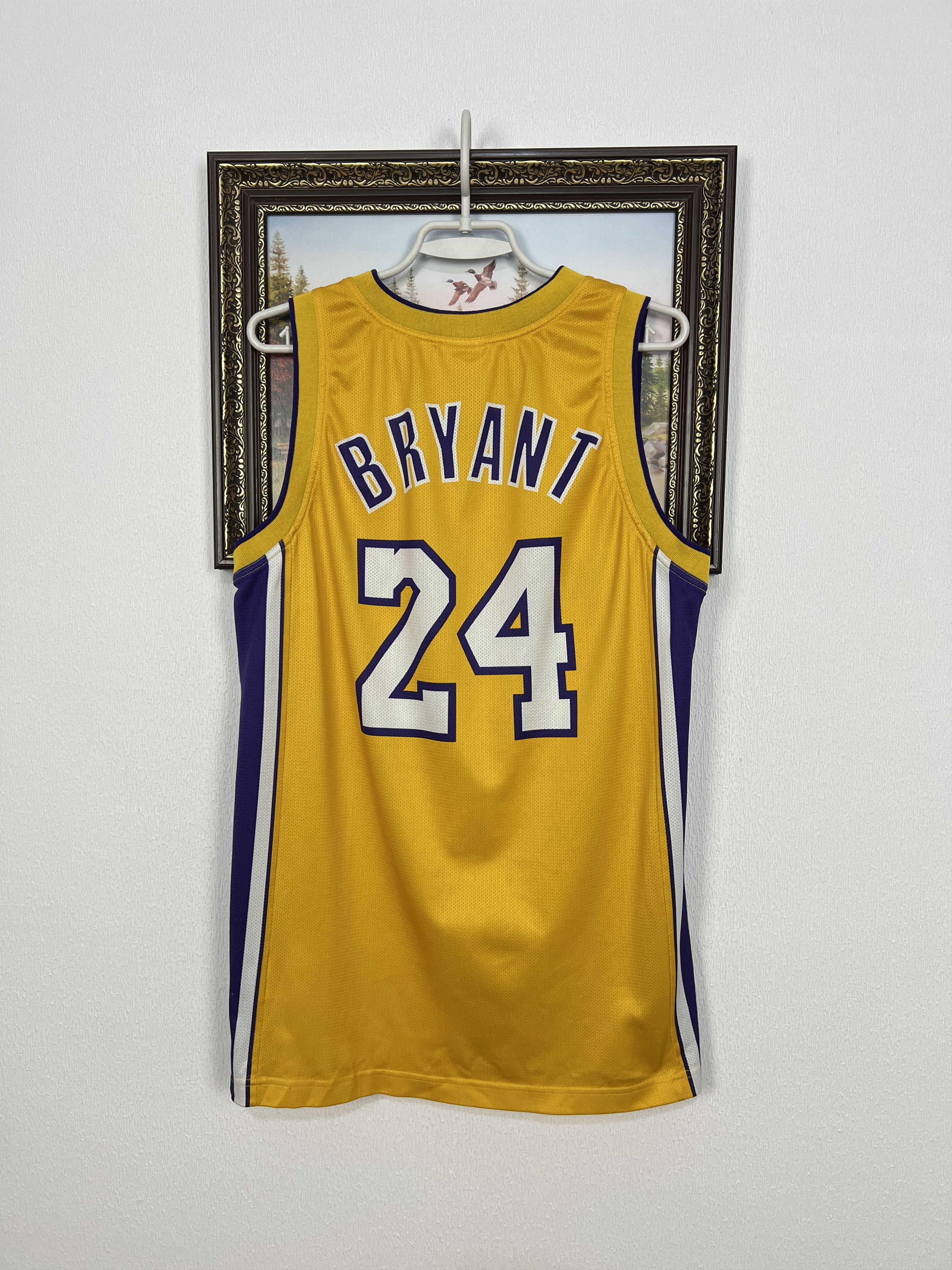 Champion Vintage 90's Champion Los Angeles Lakers #24 Bryant Jersey Size US L / EU 52-54 / 3 - 7 Thumbnail