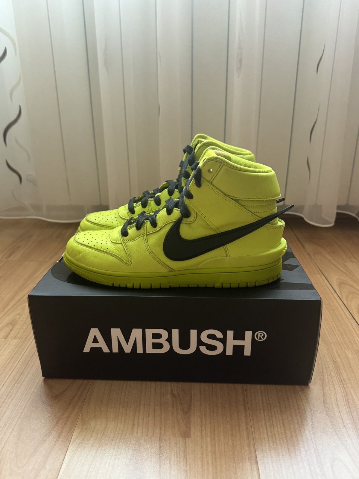 Ambush Design × Nike Nike Dunk High AMBUSH Flash Lime Size US 8 / EU 41 - 2 Thumbnail