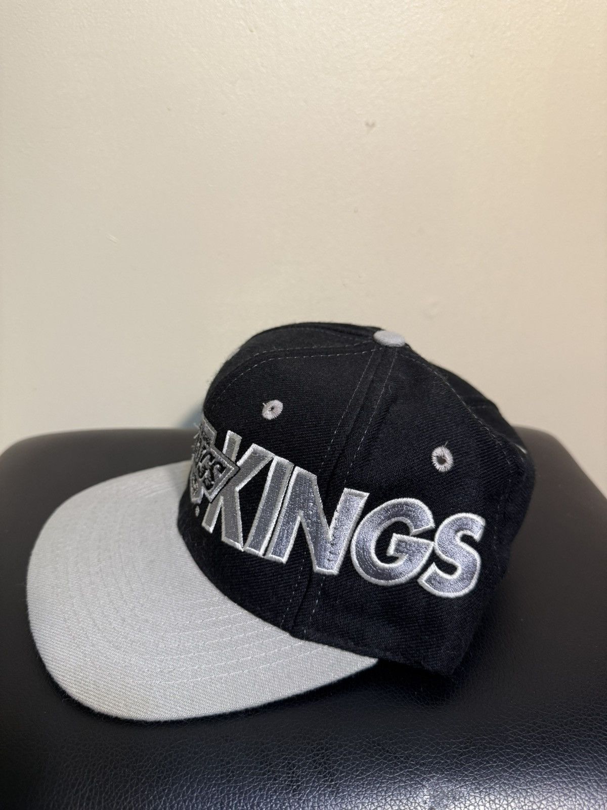 NHL Vintage los angeles kings ajd wool snapback hat Size ONE SIZE - 3 Thumbnail