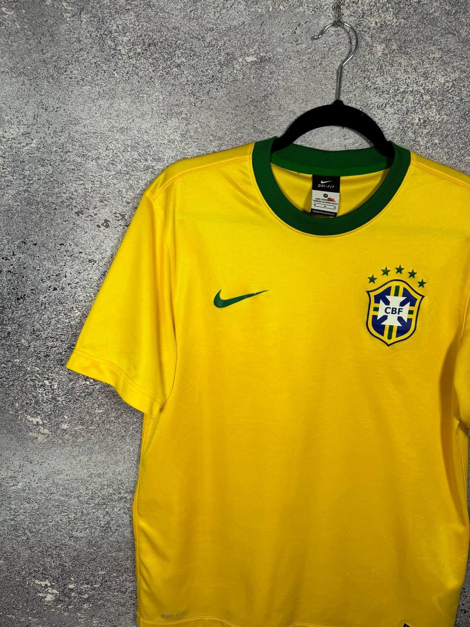 Nike Brazil National Team 2014 Nike Soccer Jersey Medium Size US M / EU 48-50 / 2 - 4 Thumbnail