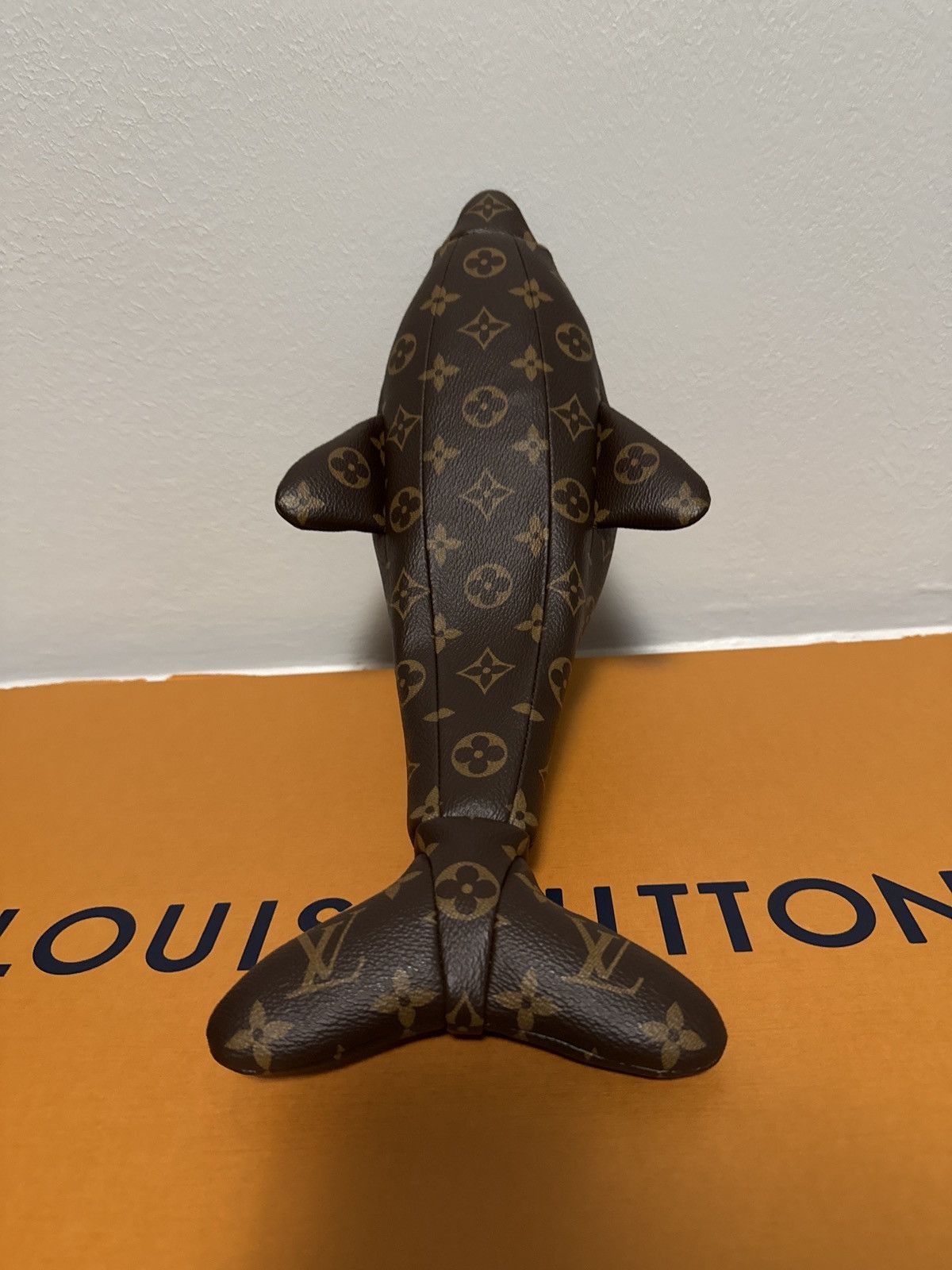 Louis Vuitton Louis Vuitton Dolphin Bumbag Size ONE SIZE - 6 Thumbnail
