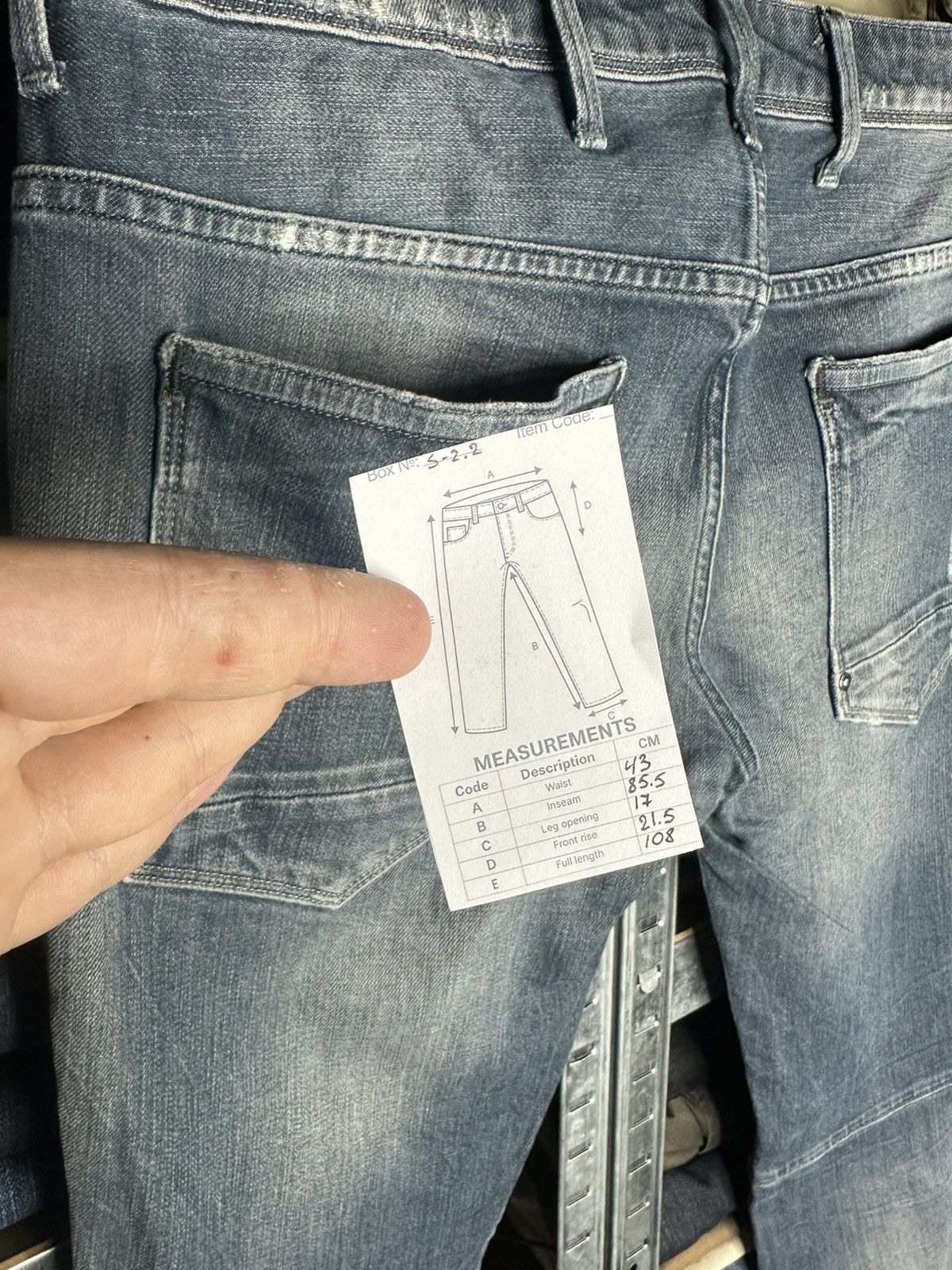 G-Star G-Star RAW 5620 3D Tapered Distressed Denim Jeans W31 L34 Size US 31 - 10 Thumbnail