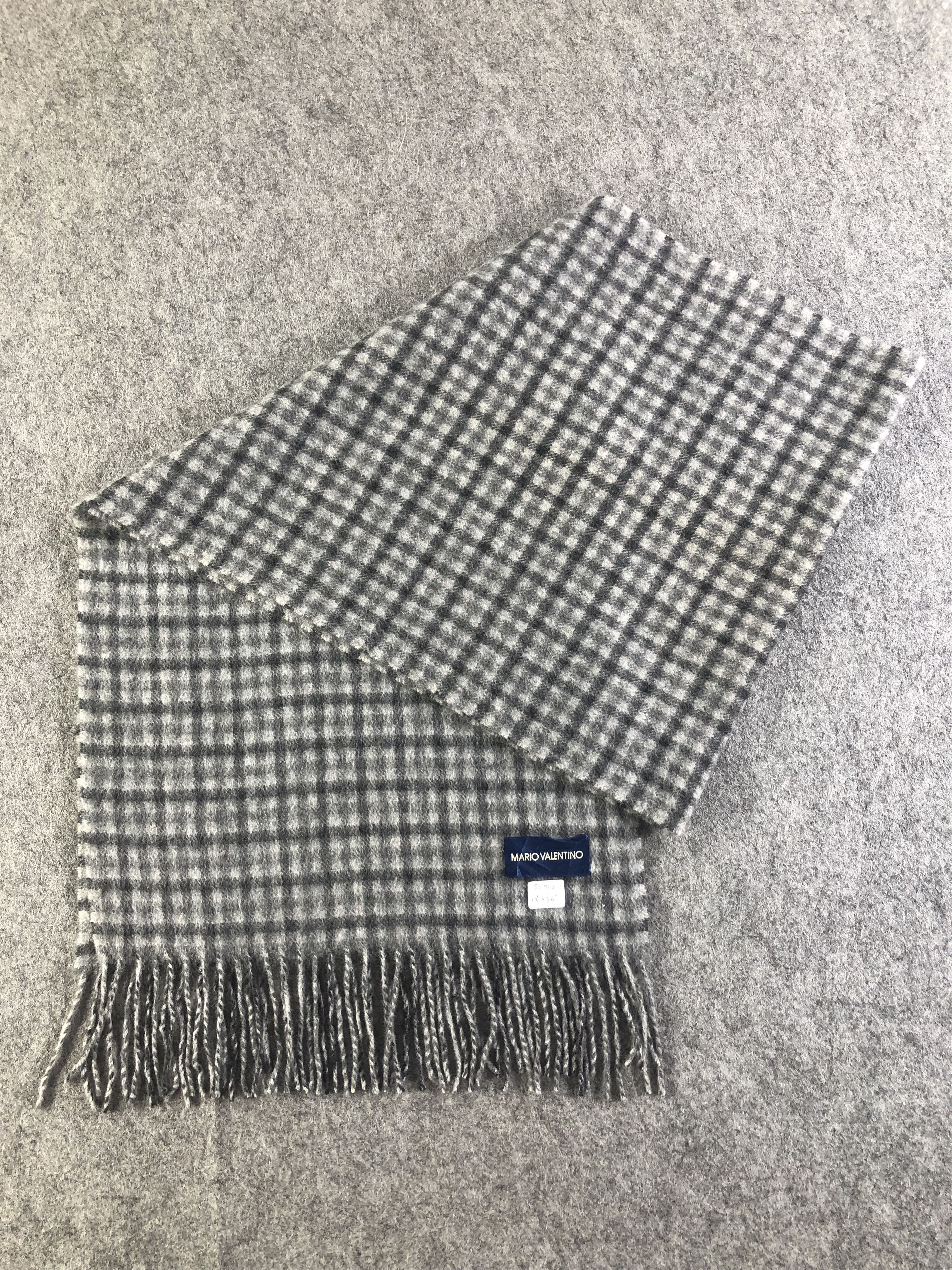 Vintage Mario Valentino Scarf / Muffler / Neckwear Size ONE SIZE - 5 Thumbnail
