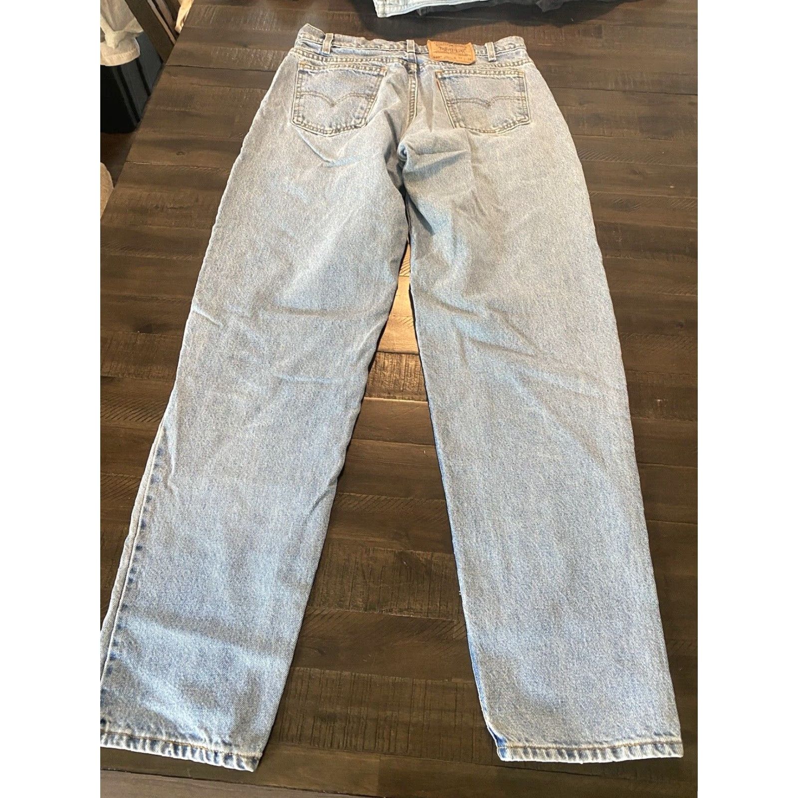 VINTAGE Levi's 560 Jeans Men 32x34 Light Wash Blue Denim 90s USA