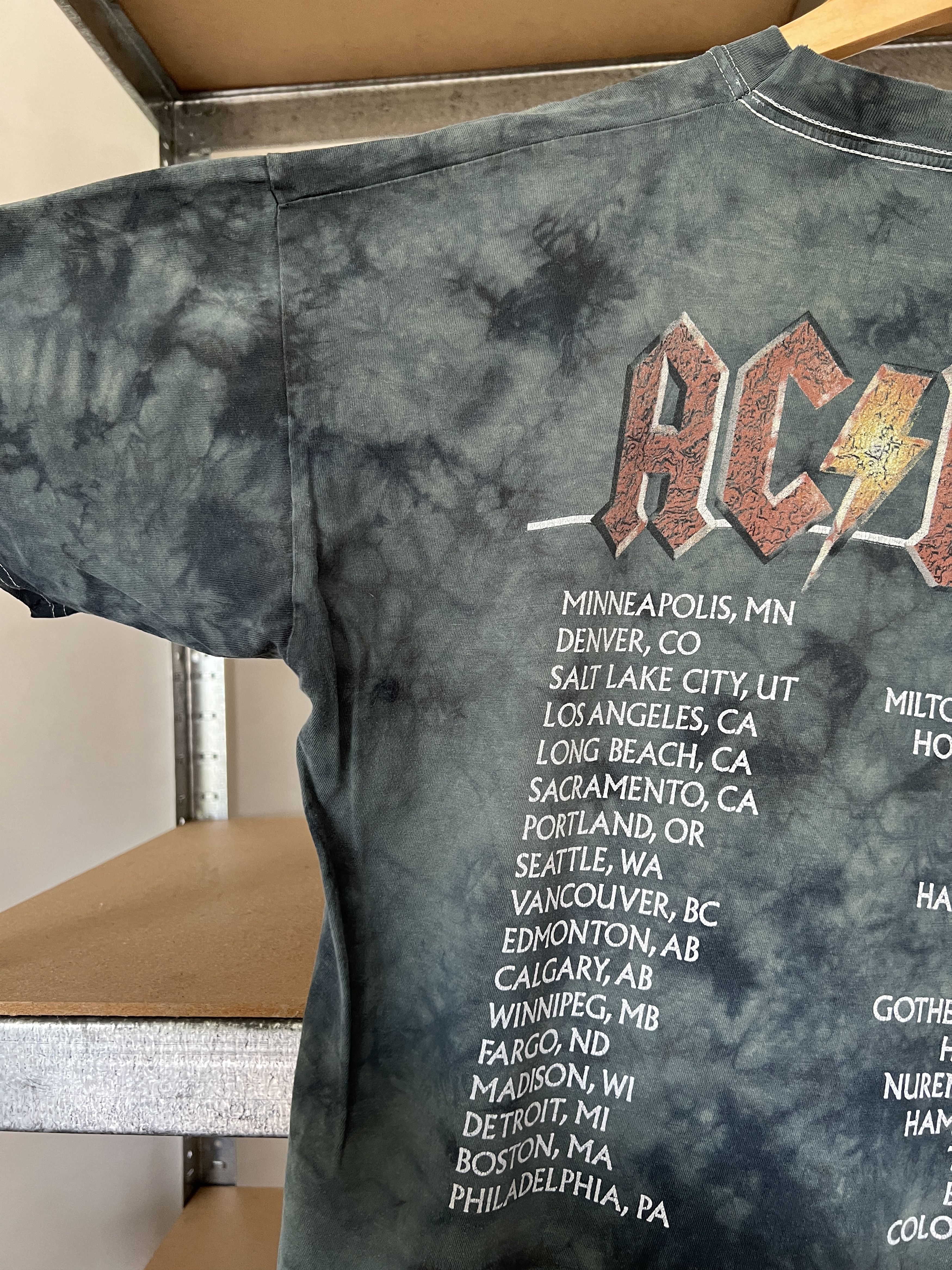 Band Tees Vintage 2001 AC/DC Rock Band Tour Tie Dye T-shirt Size US M / EU 48-50 / 2 - 19 Thumbnail
