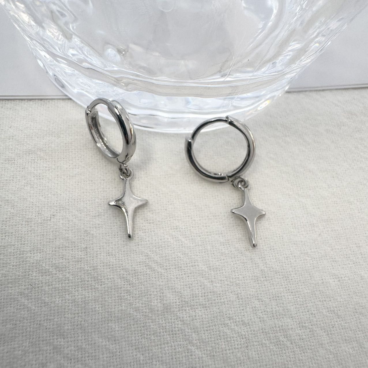 Other Star Dangle Drop Earrings for Men Women Unisex Earrings Size ONE SIZE - 1 Thumbnail