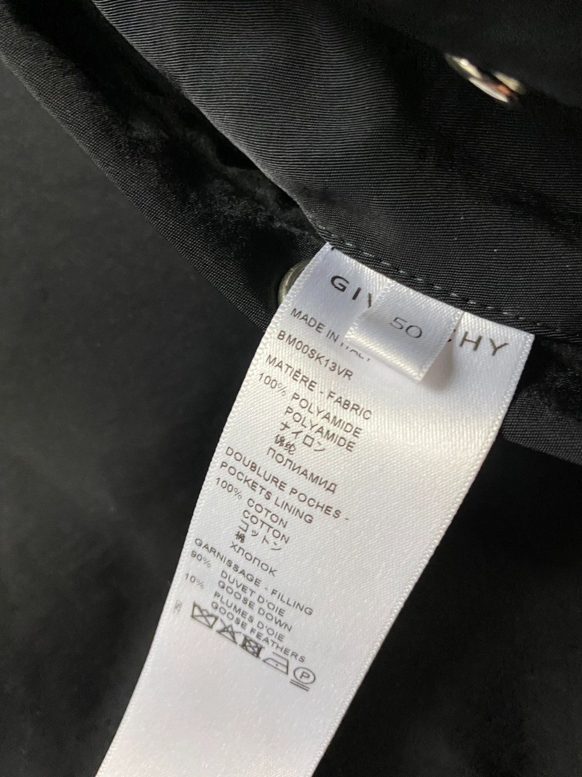 Givenchy GIVENCHY AW21 MW PUFFER VEST BLACK SZ:50 Size US M / EU 48-50 / 2 - 11 Thumbnail