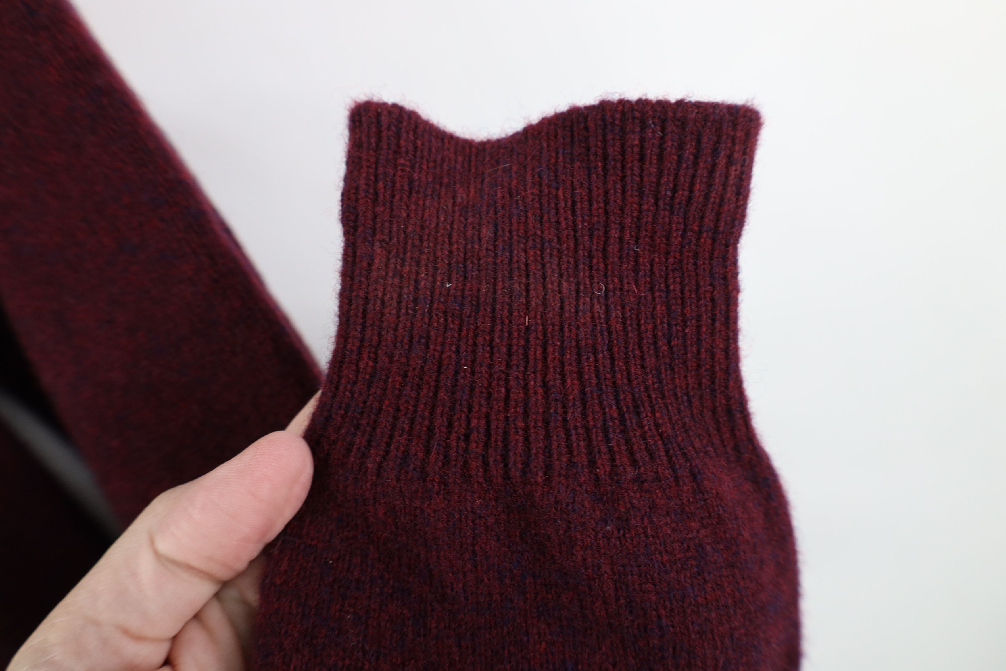 Vintage Vintage 90s Streetwear Lambswool V-Neck Sweater Heather Red Size US L / EU 52-54 / 3 - 6 Thumbnail