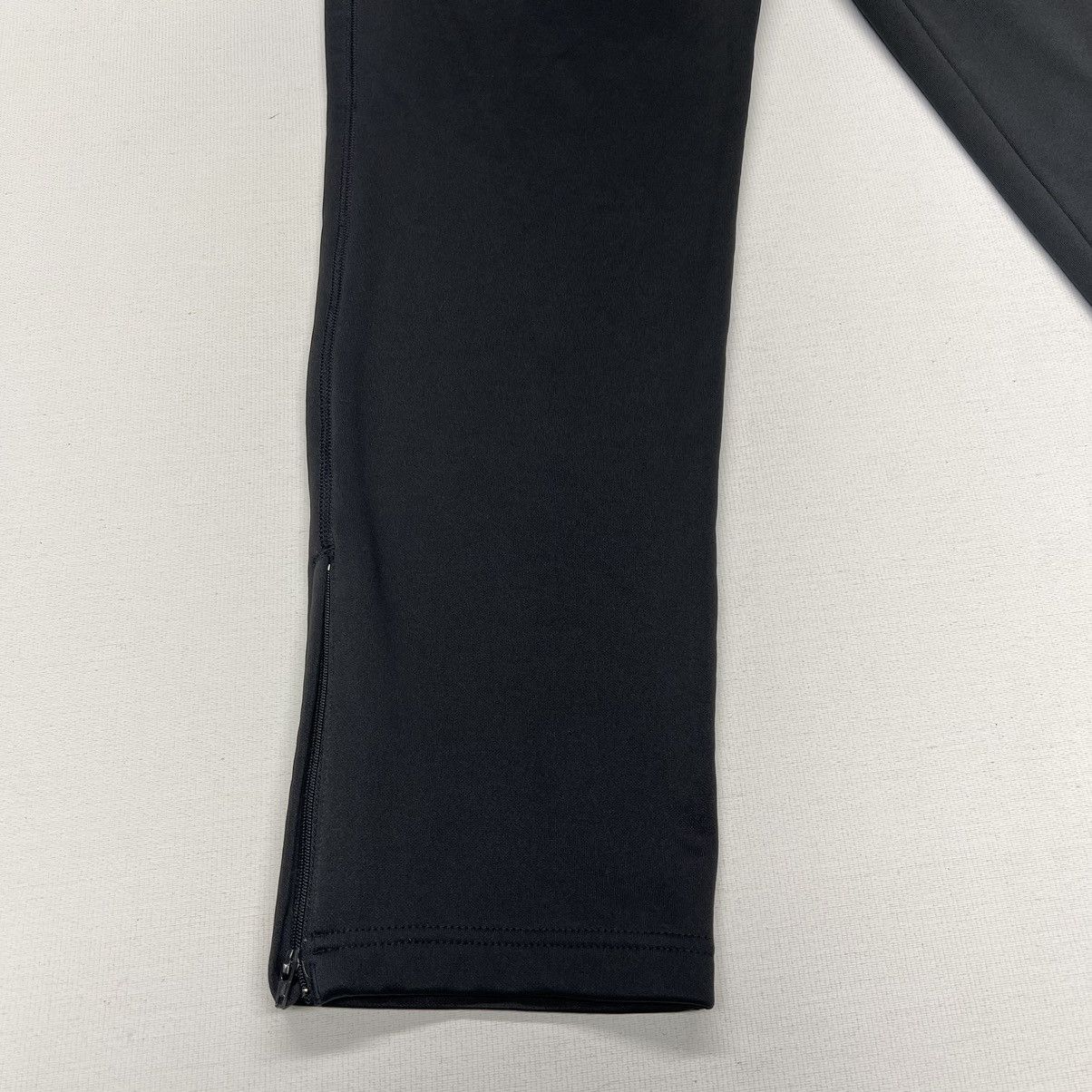 Adidas Adidas Sweat Pants Black Climawarm Fleece Lined Zip Ankle Size US 32 / EU 48 - 3 Thumbnail