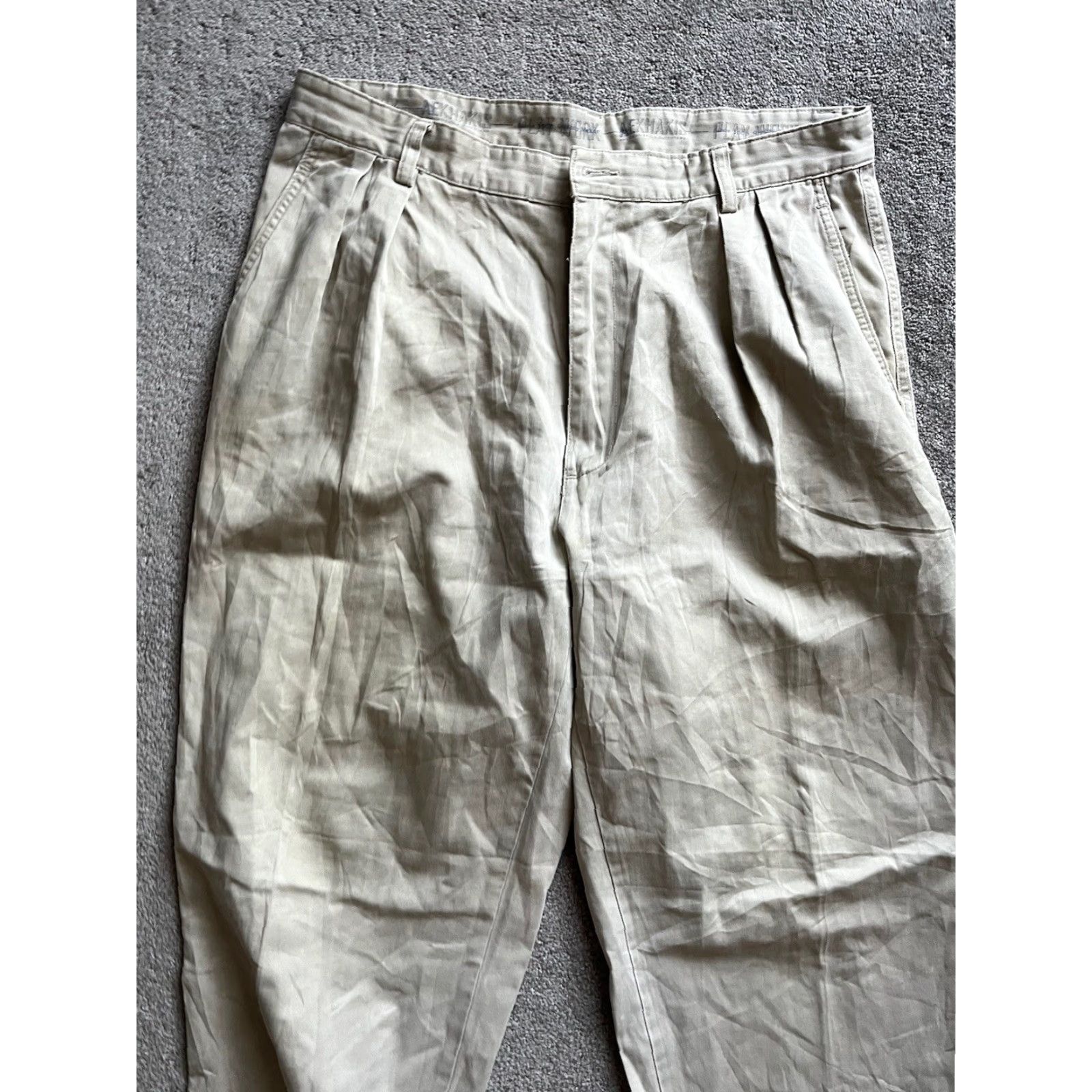 American Eagle Outfitters VINTAGE American Eagle Chino Pants Pleated Casual Beige Mens Size 36x32 Size US 36 / EU 52 - 2 Thumbnail