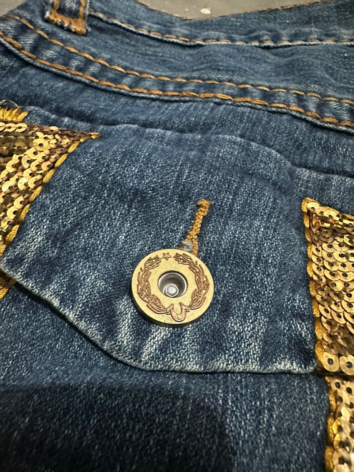 True Religion 🔥Rare!!! True Religion Sequin Logo Joey Super T Jeans Size US 34 / EU 50 - 4 Thumbnail