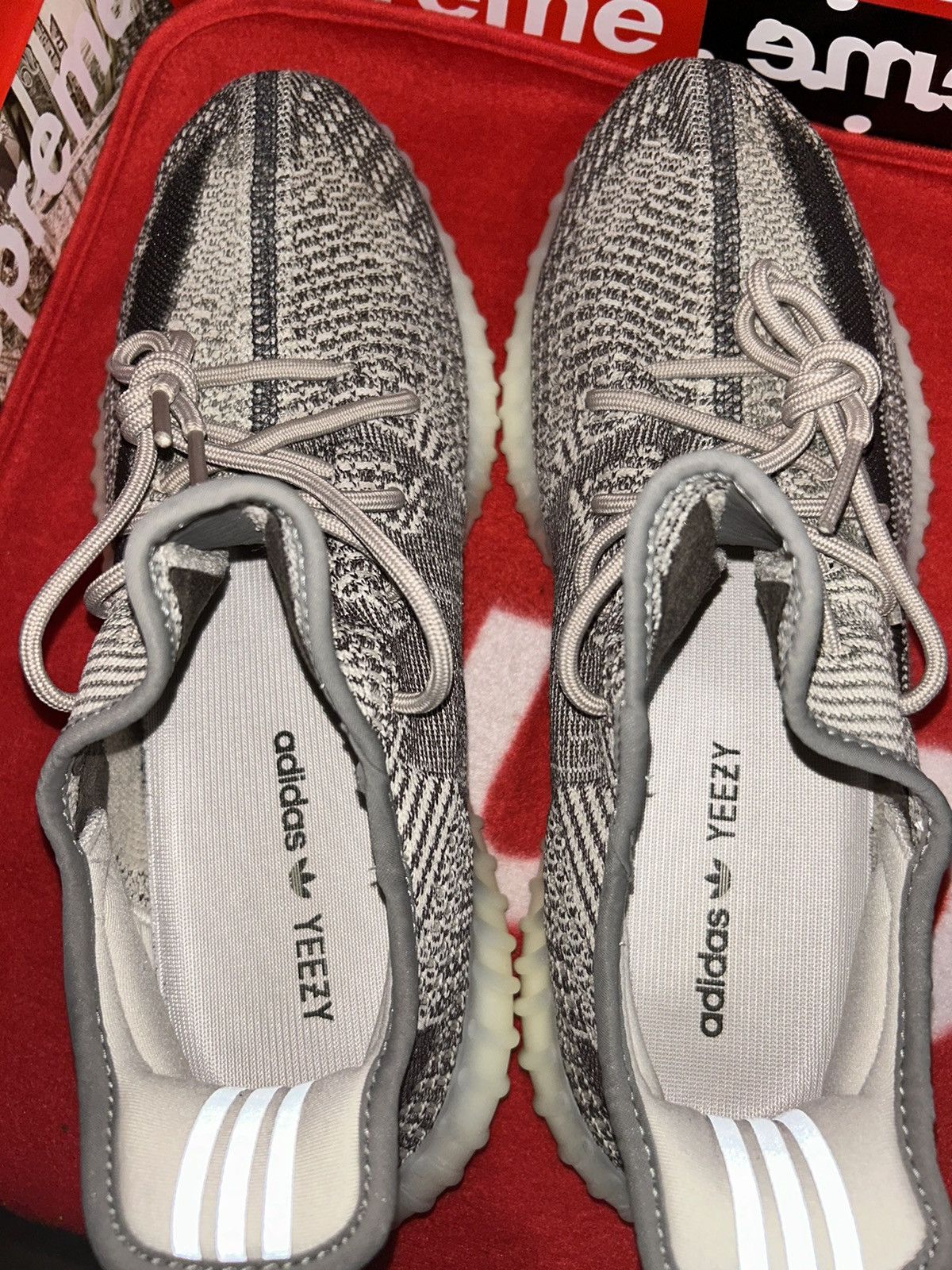 Adidas Yeezy Adidas Boost 350 V2 in Zyon FZ1267 size 12 Size US 12 / EU 45 - 4 Thumbnail