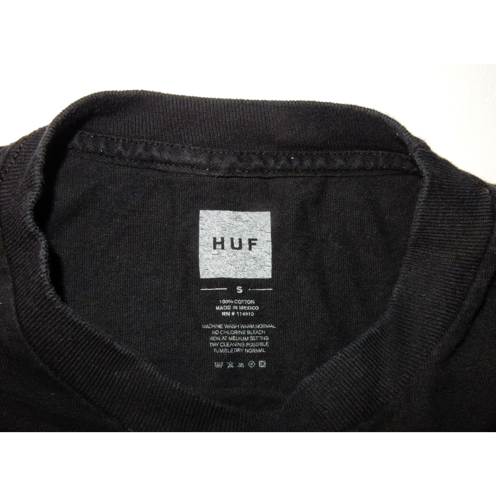 Huf VINTAGE HUF Men's T-Shirt Long Sleeve Size S Black Flags Worldwide Streetwear Size US S / EU 44-46 / 1 - 3 Thumbnail