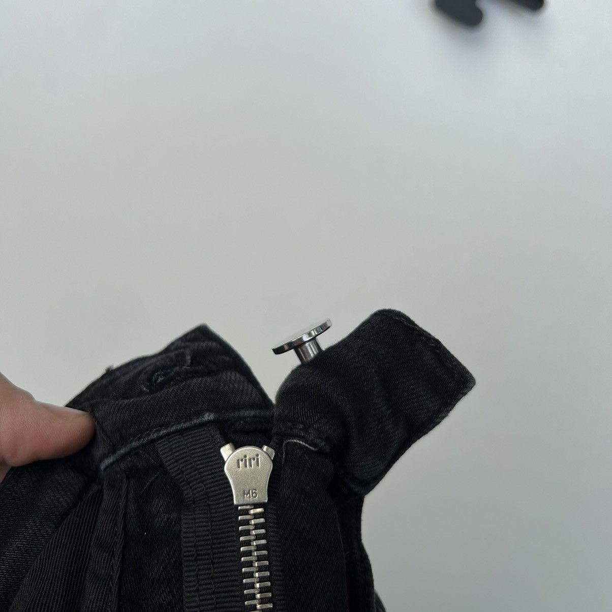 Amiri Broken Jean aged black amiri jeans Size US 32 / EU 48 - 16 Thumbnail