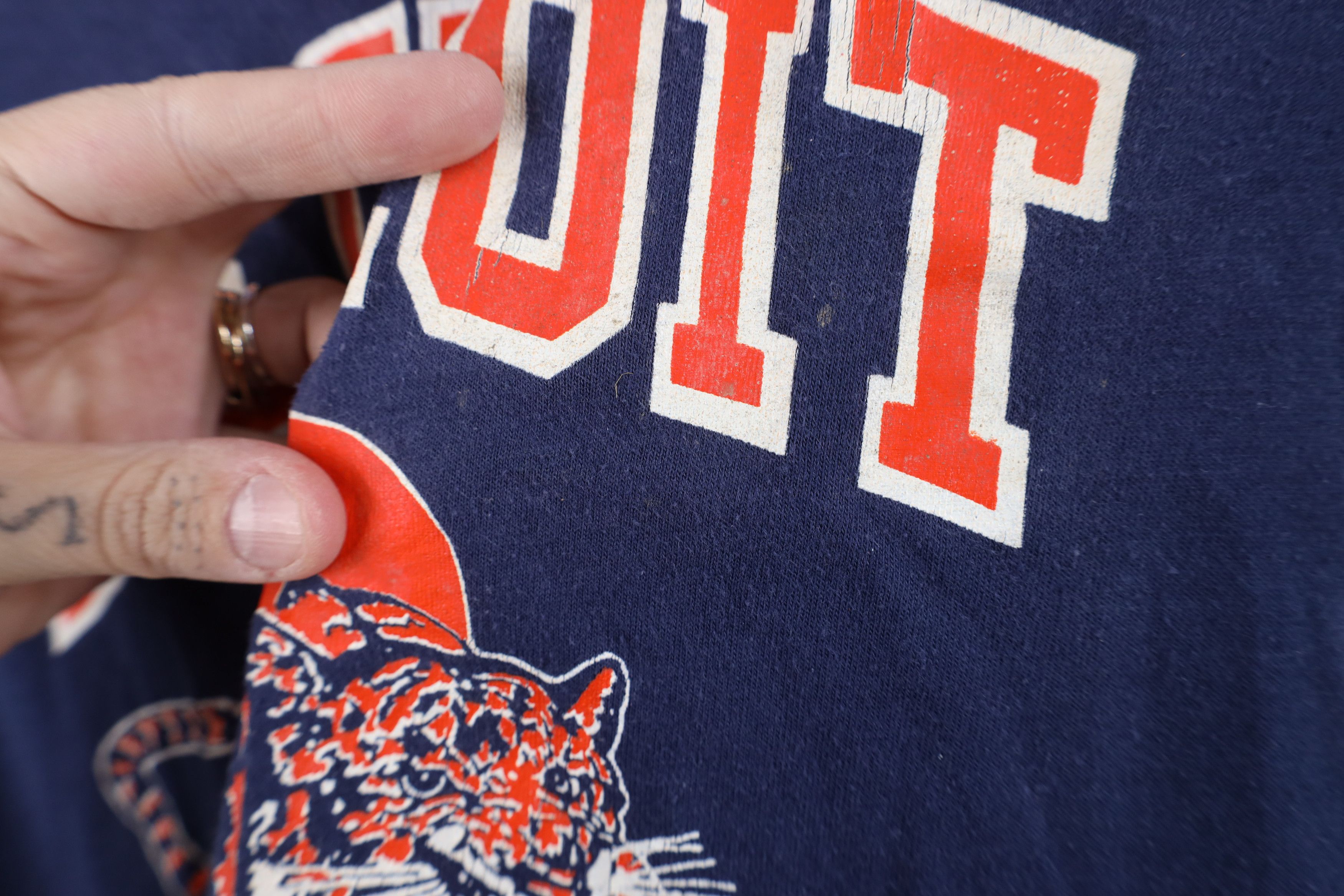 Vintage Vintage 80s Champs Detroit Tigers Baseball T-Shirt USA Size S / US 4 / IT 40 - 6 Thumbnail